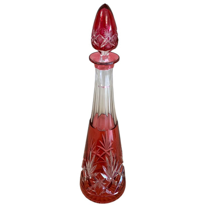 Botella de cristal cortado checo color rojo intenso. SXX