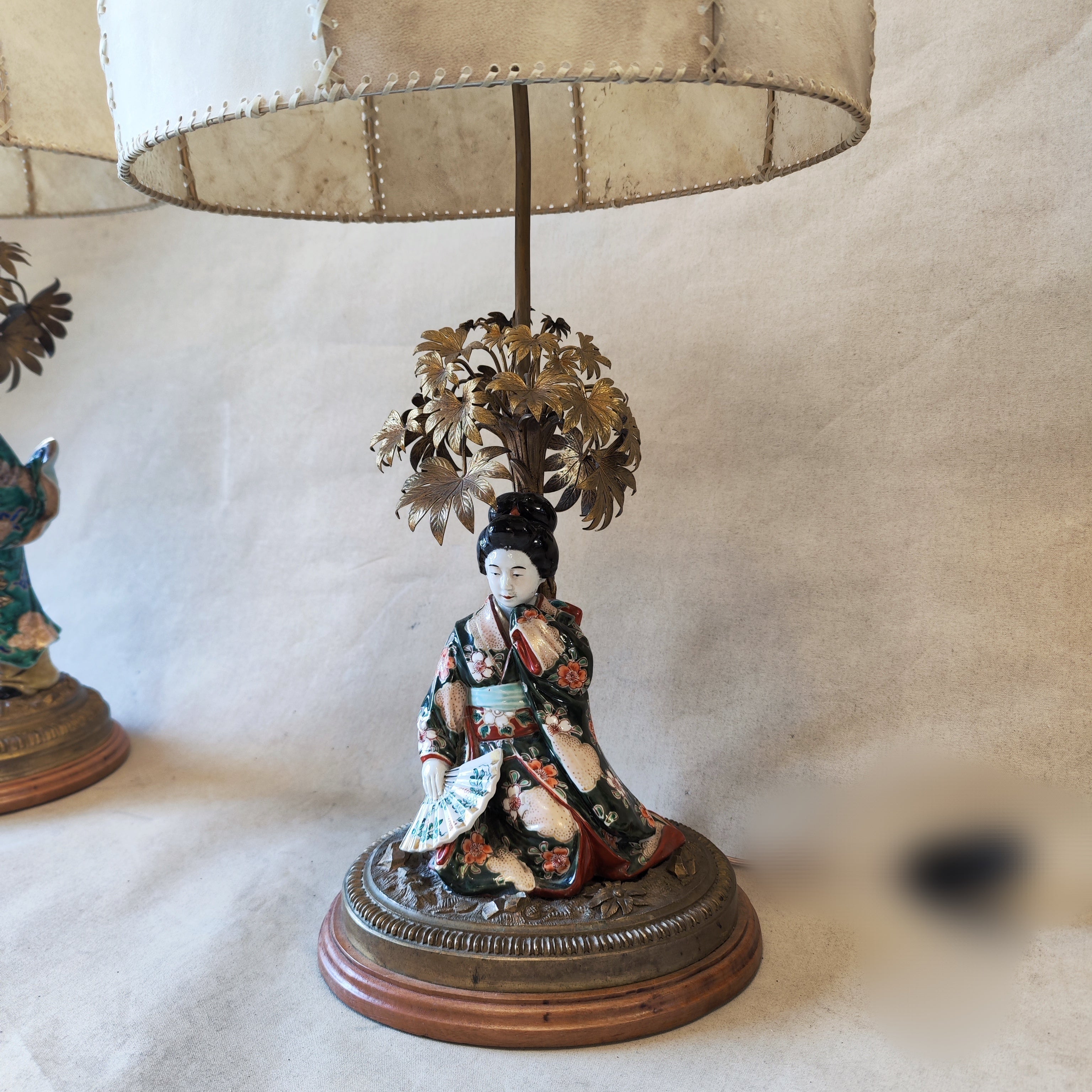 Par de lámparas porcelana Kutani. Japón. SXIX