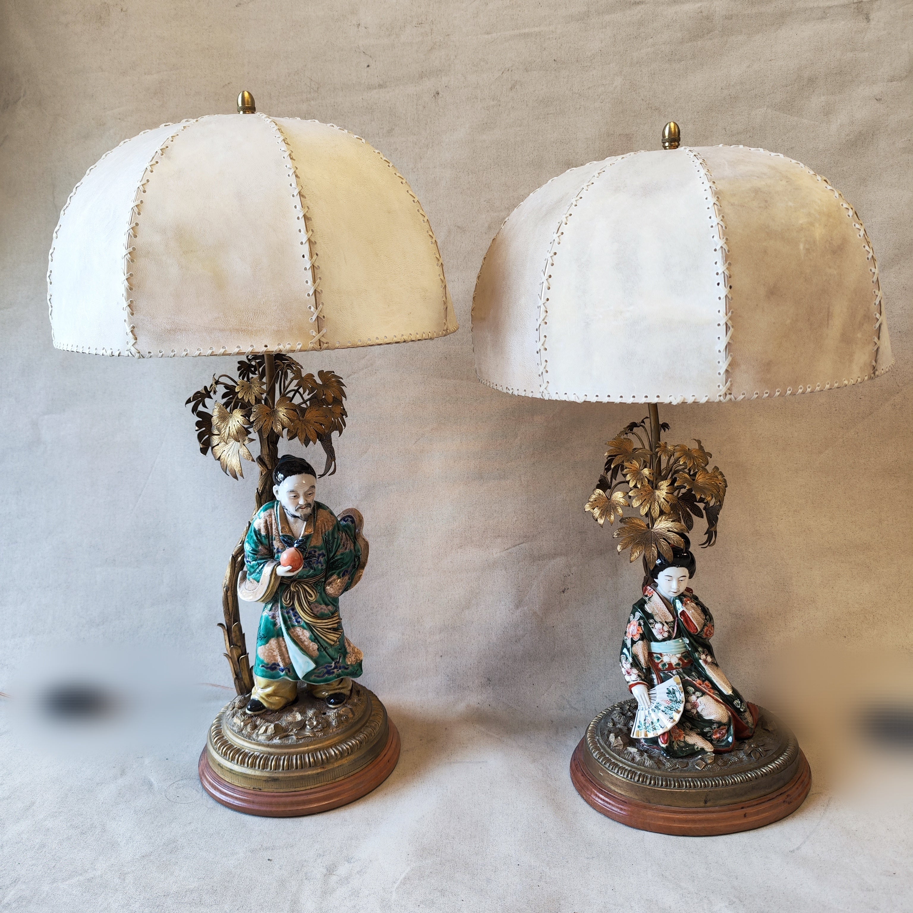 Par de lámparas porcelana Kutani. Japón. SXIX