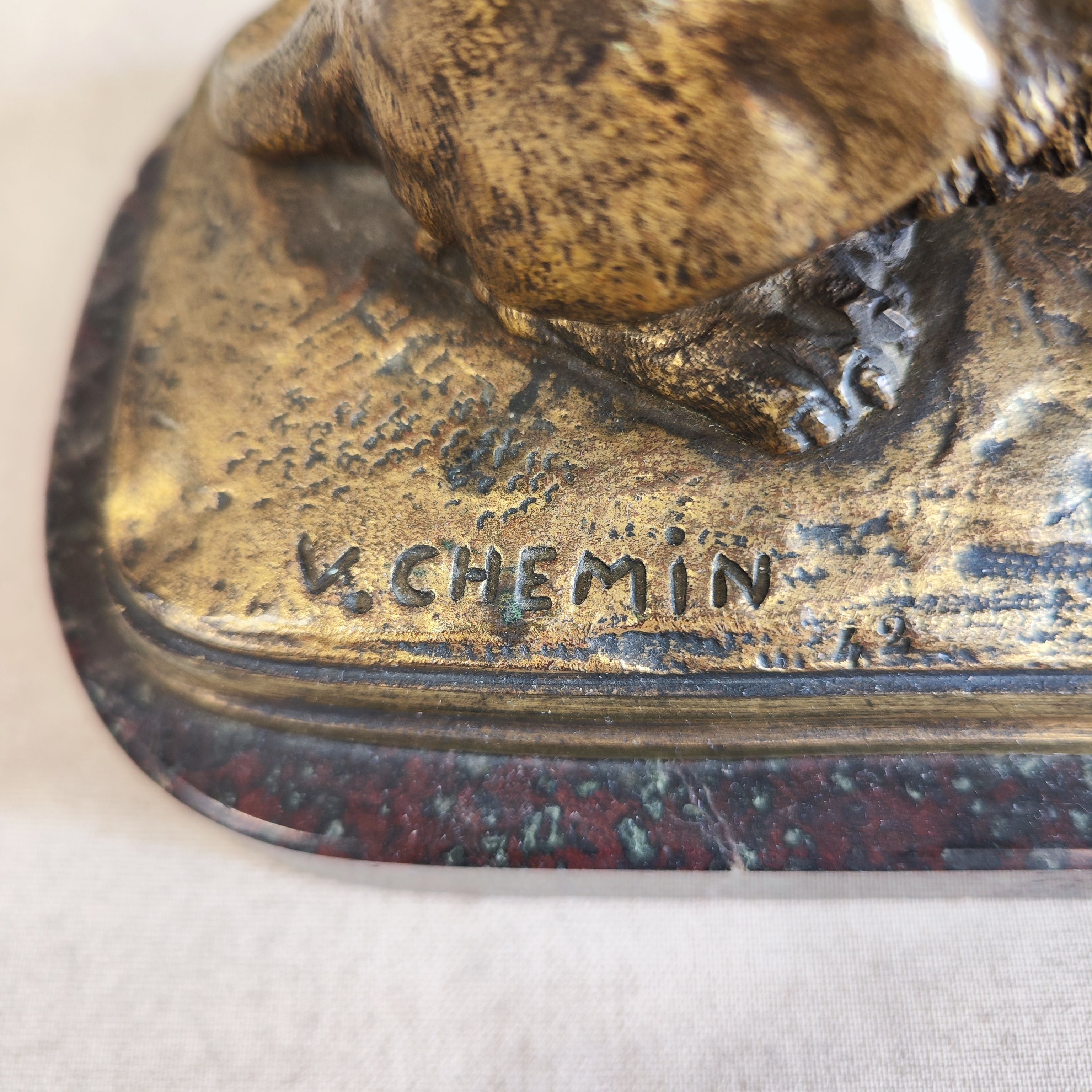 Leon de bronce. Victor Chemin (1823-1901). Francia. SXIX