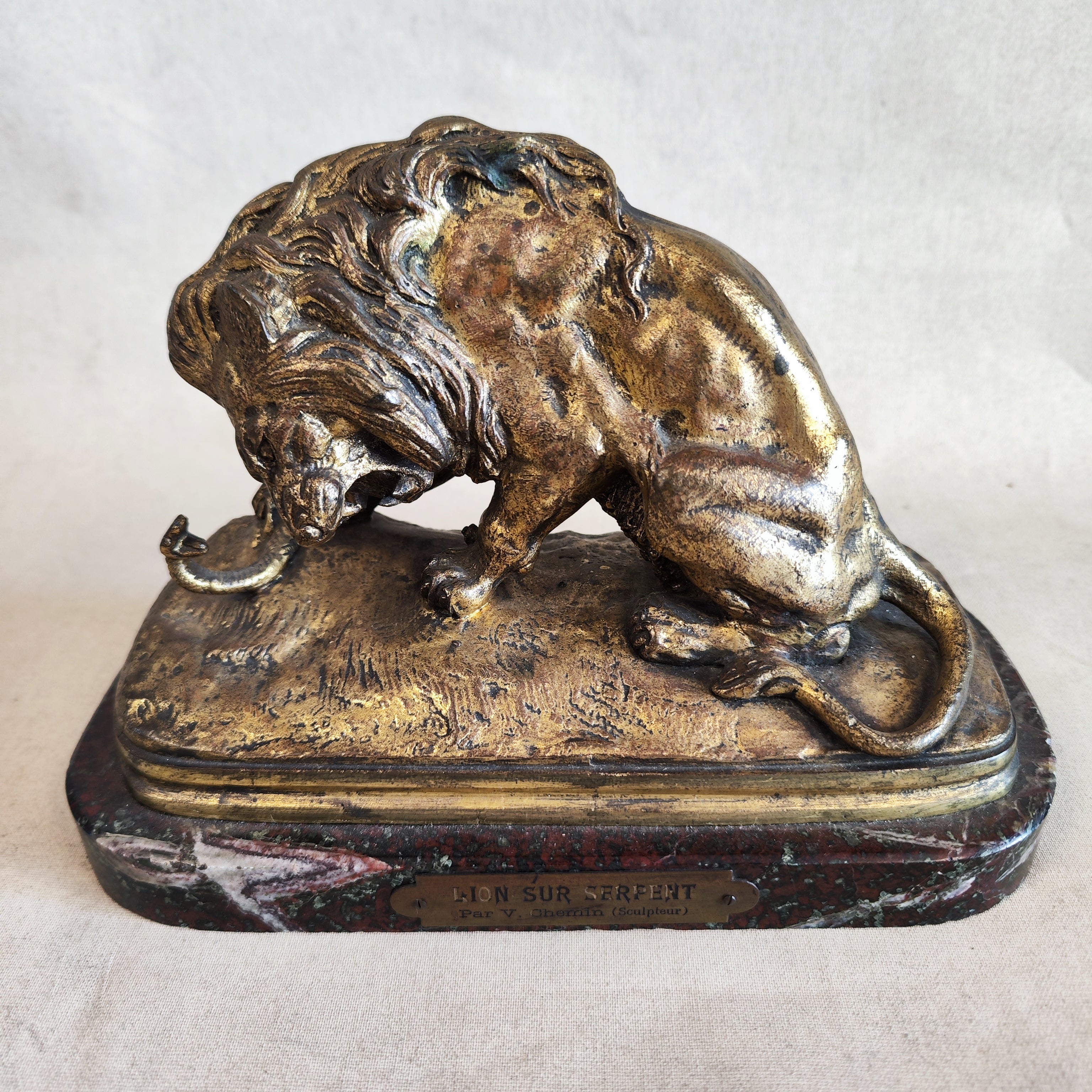 Leon de bronce. Victor Chemin (1823-1901). Francia. SXIX