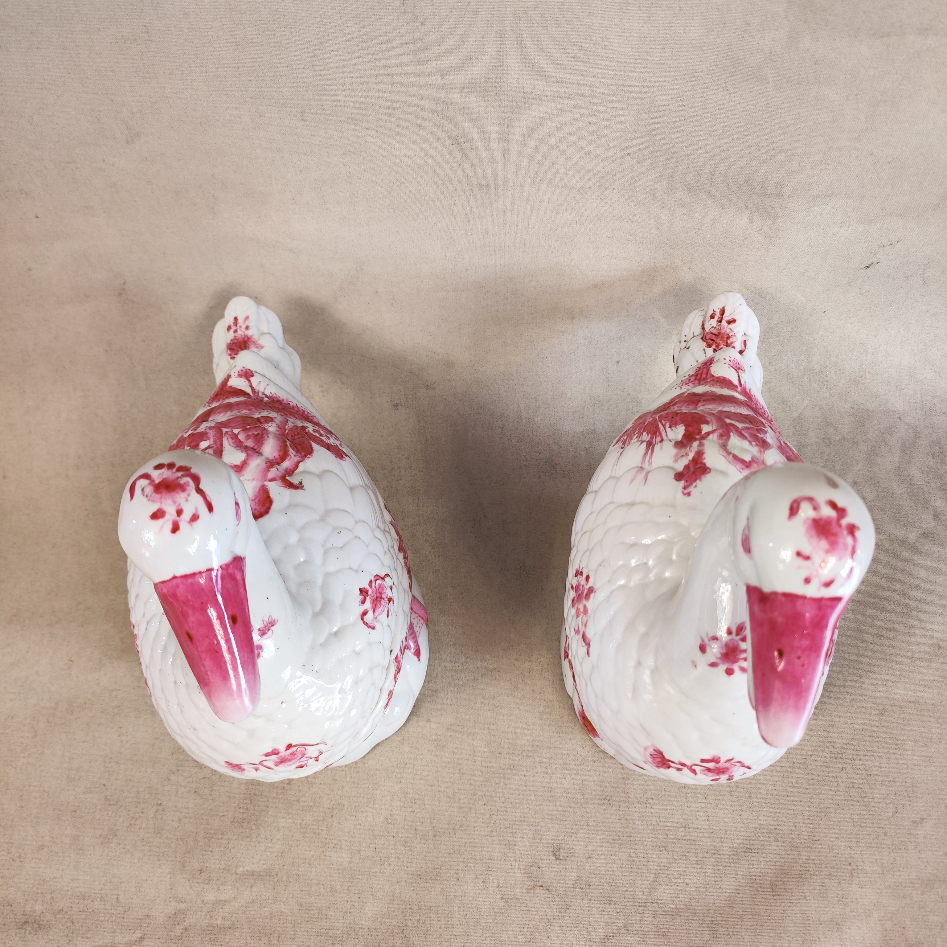 Par de soperas chinas en forma de pato. SXVIII. Chinoserie