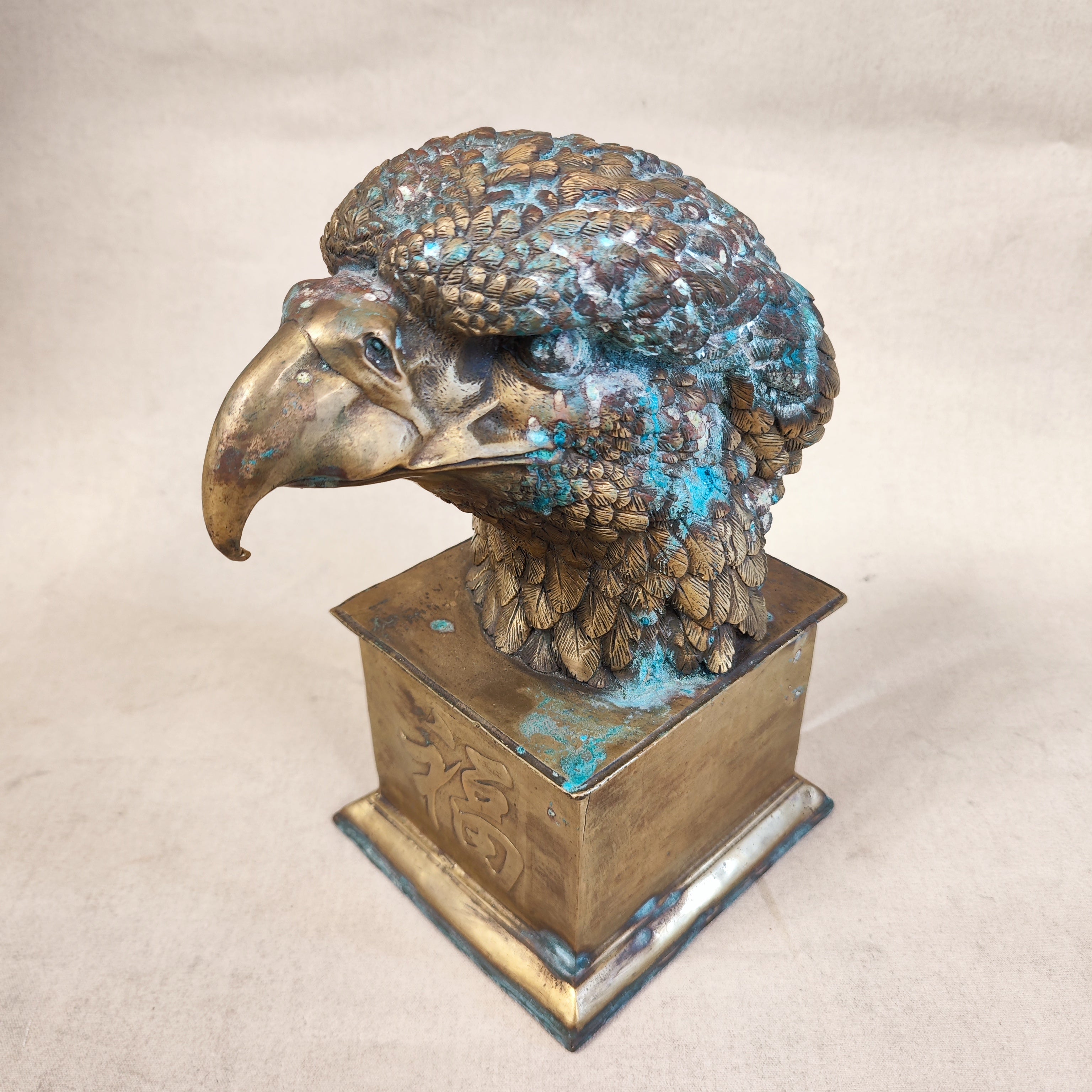 Busto de bronce de águila imperial china SXIX