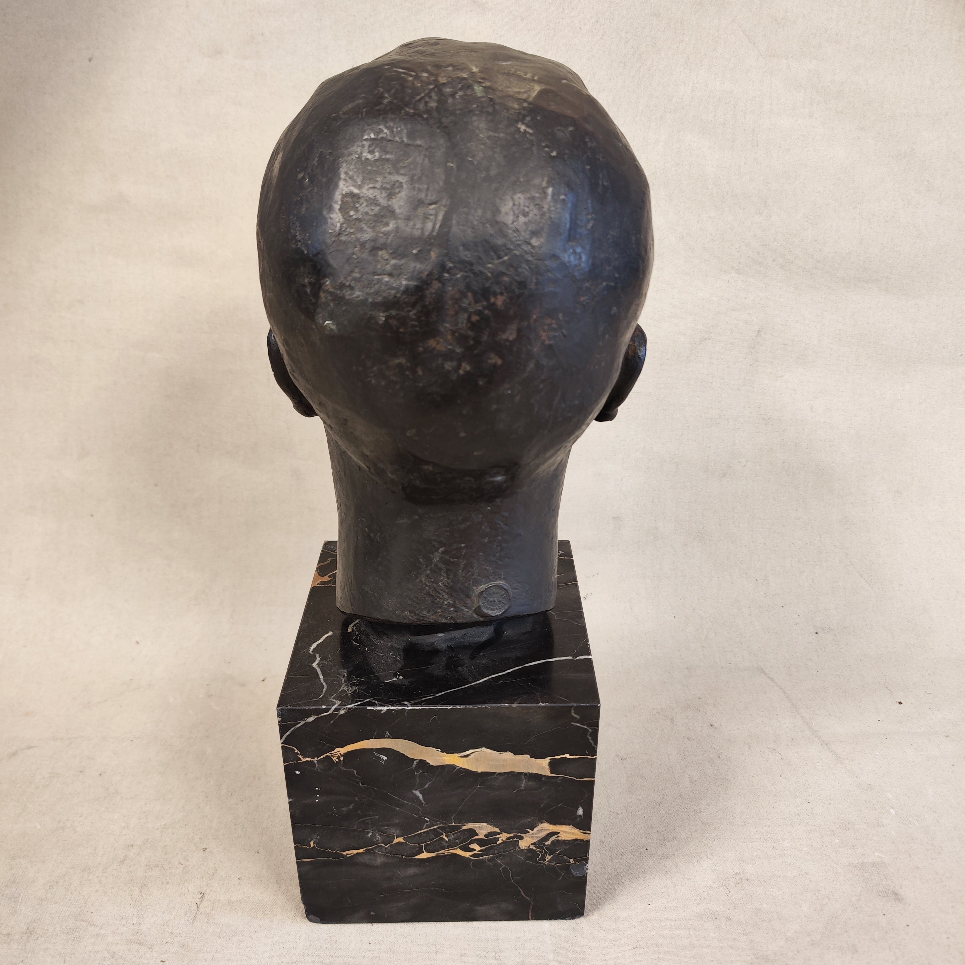 Busto en bronce. Guillaume Dumont (1889- 1950) Bélgica