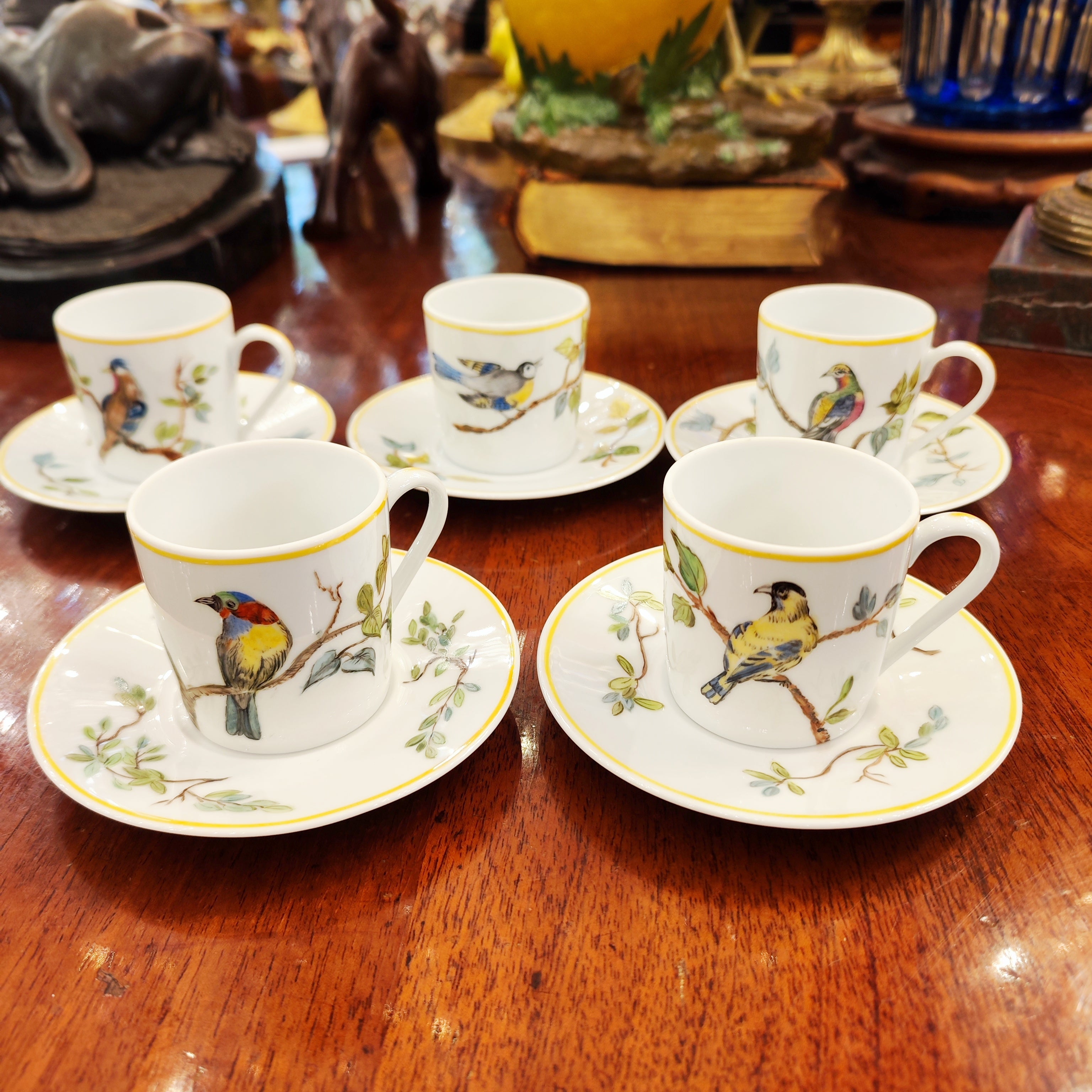 Juego de 5 tazas café Limoges France por M-M Le Chamberlain. Francia SXX