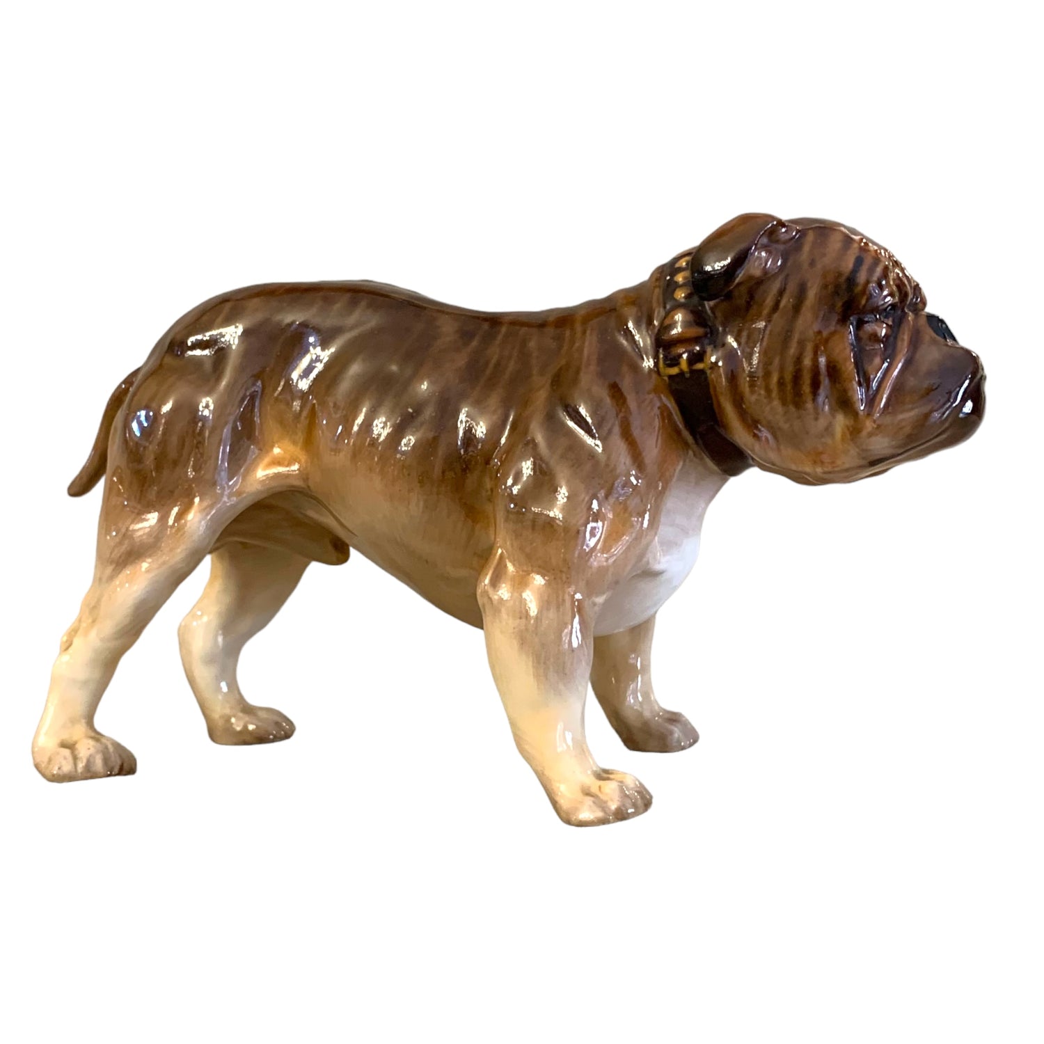 Perro firmado Royal Doulton. SXX