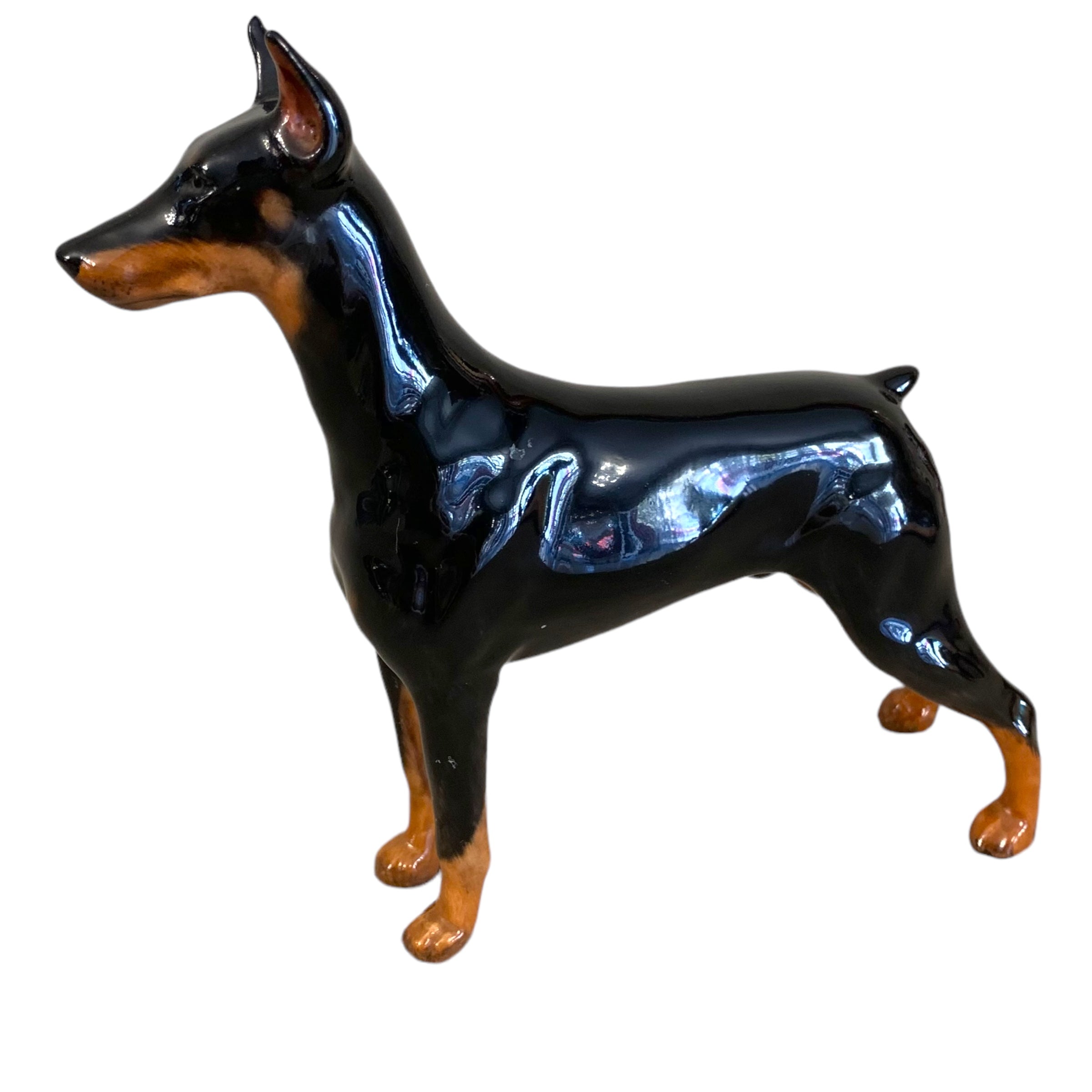 Perro firmado Royal Doulton. SXX