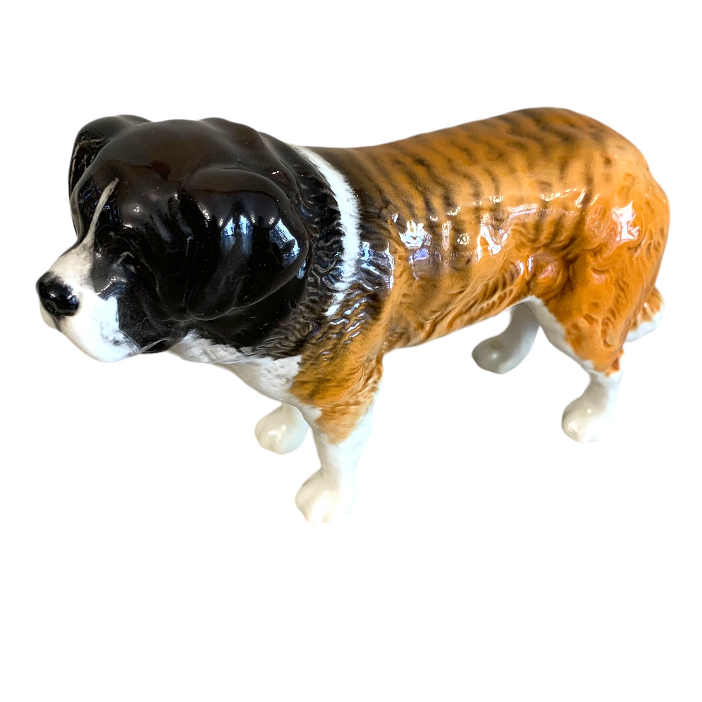 Perro de porcelana ingles Beswick. SXX