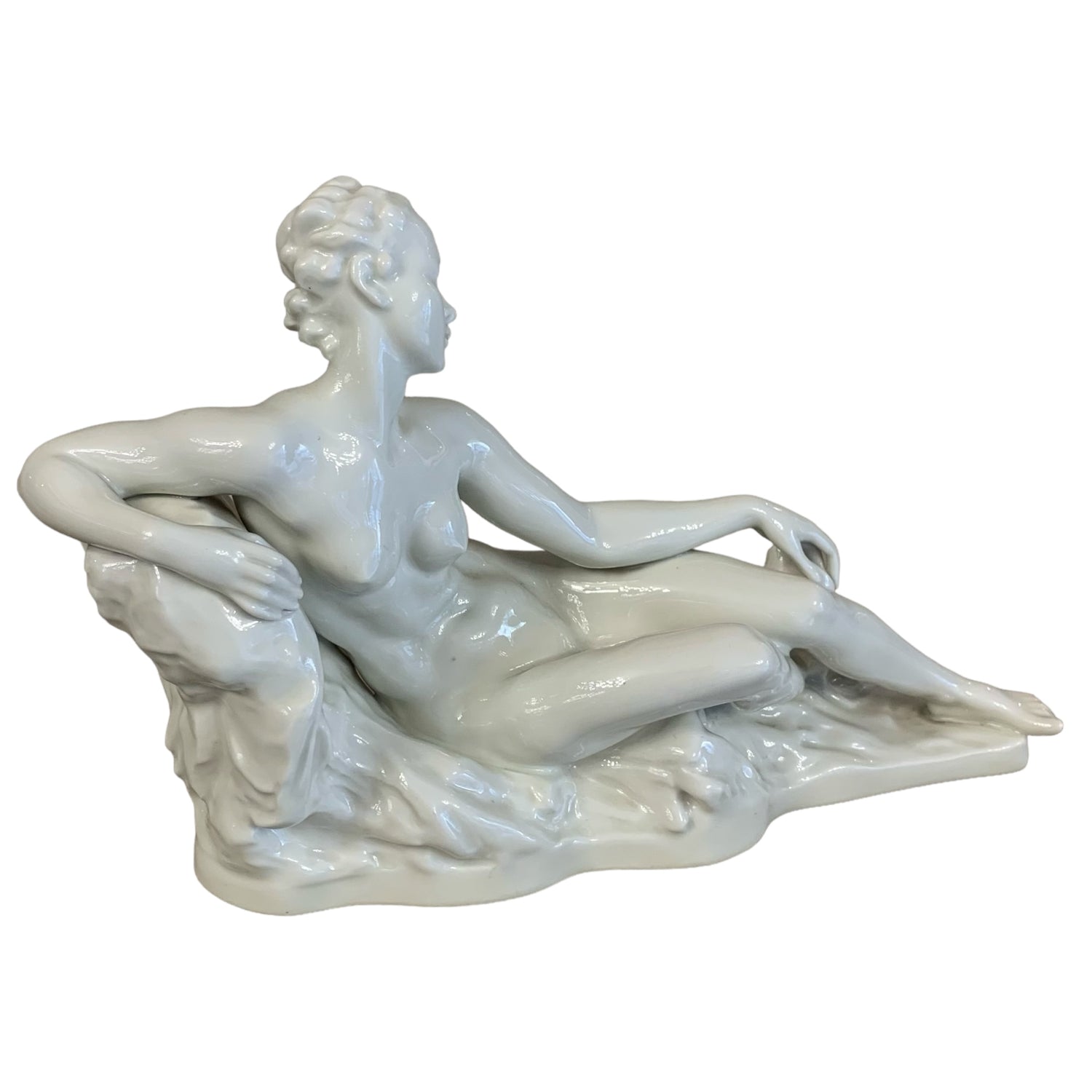 Figura en porcelana alemana. SXX ART DECO