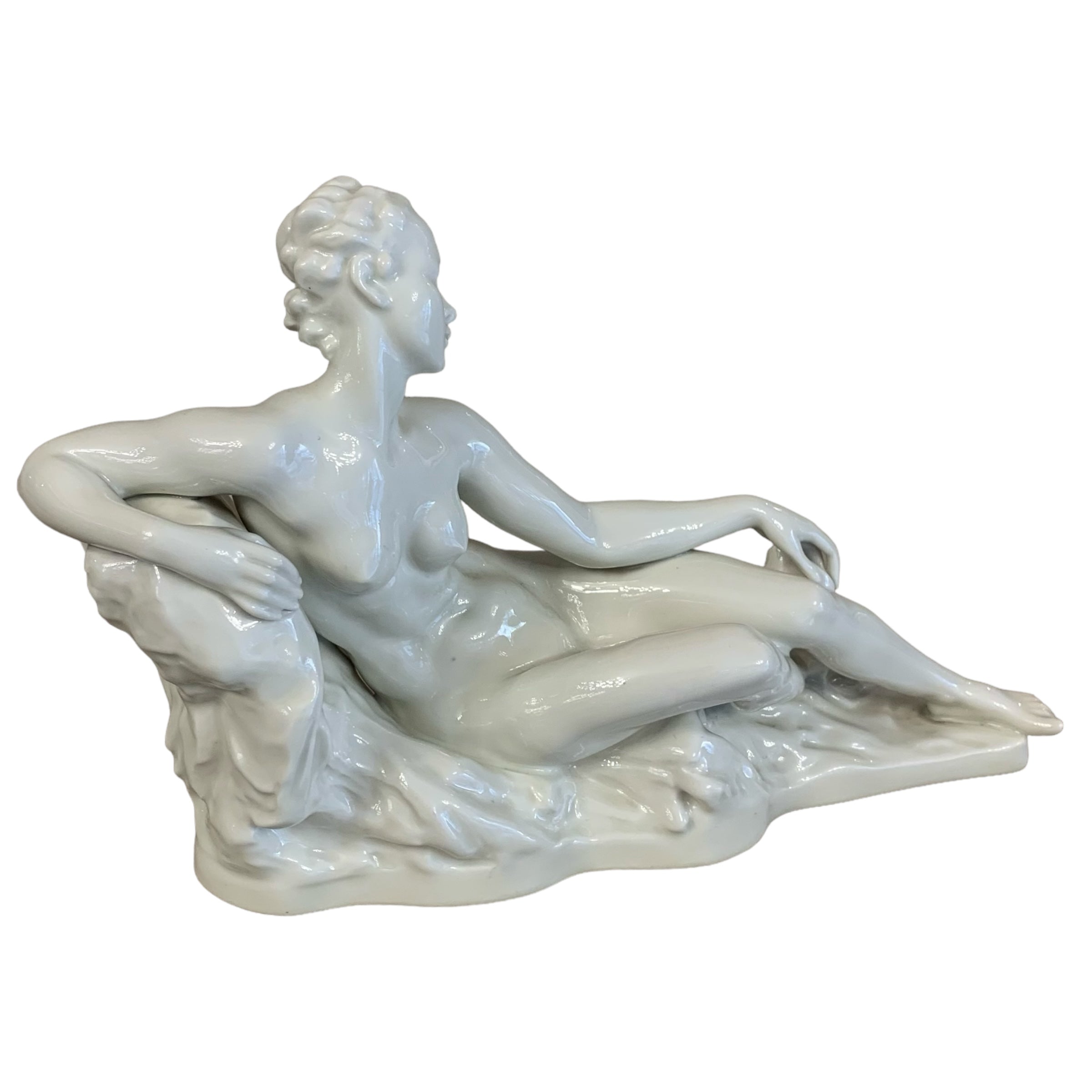 Figura en porcelana alemana. SXX ART DECO