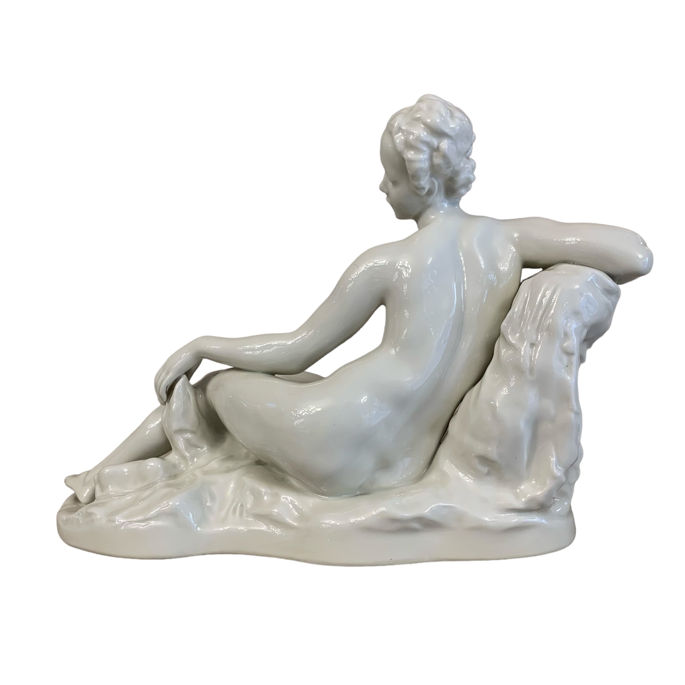 Figura en porcelana alemana. SXX ART DECO