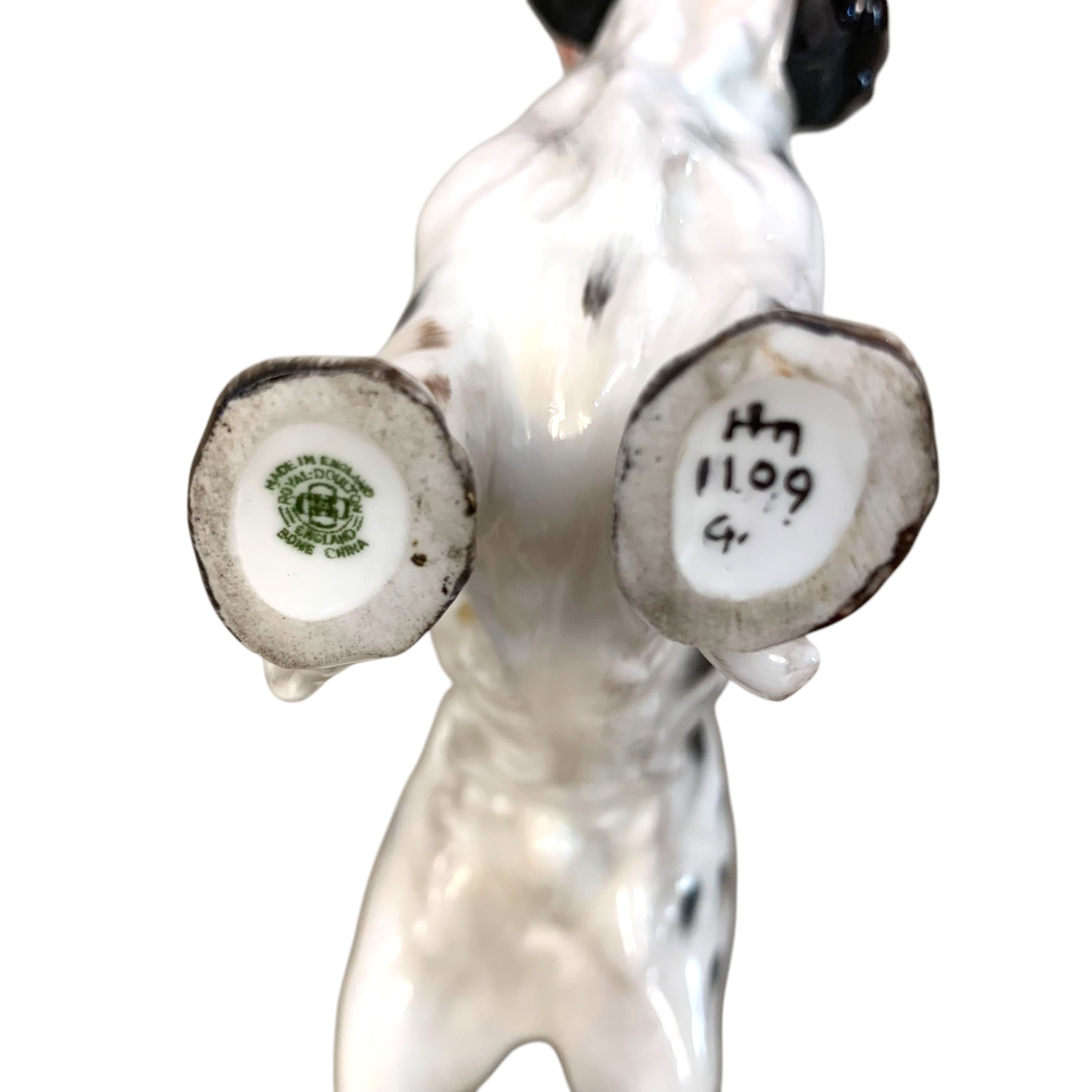 Perro de porcelana inglesa Royal Doulton. SXX