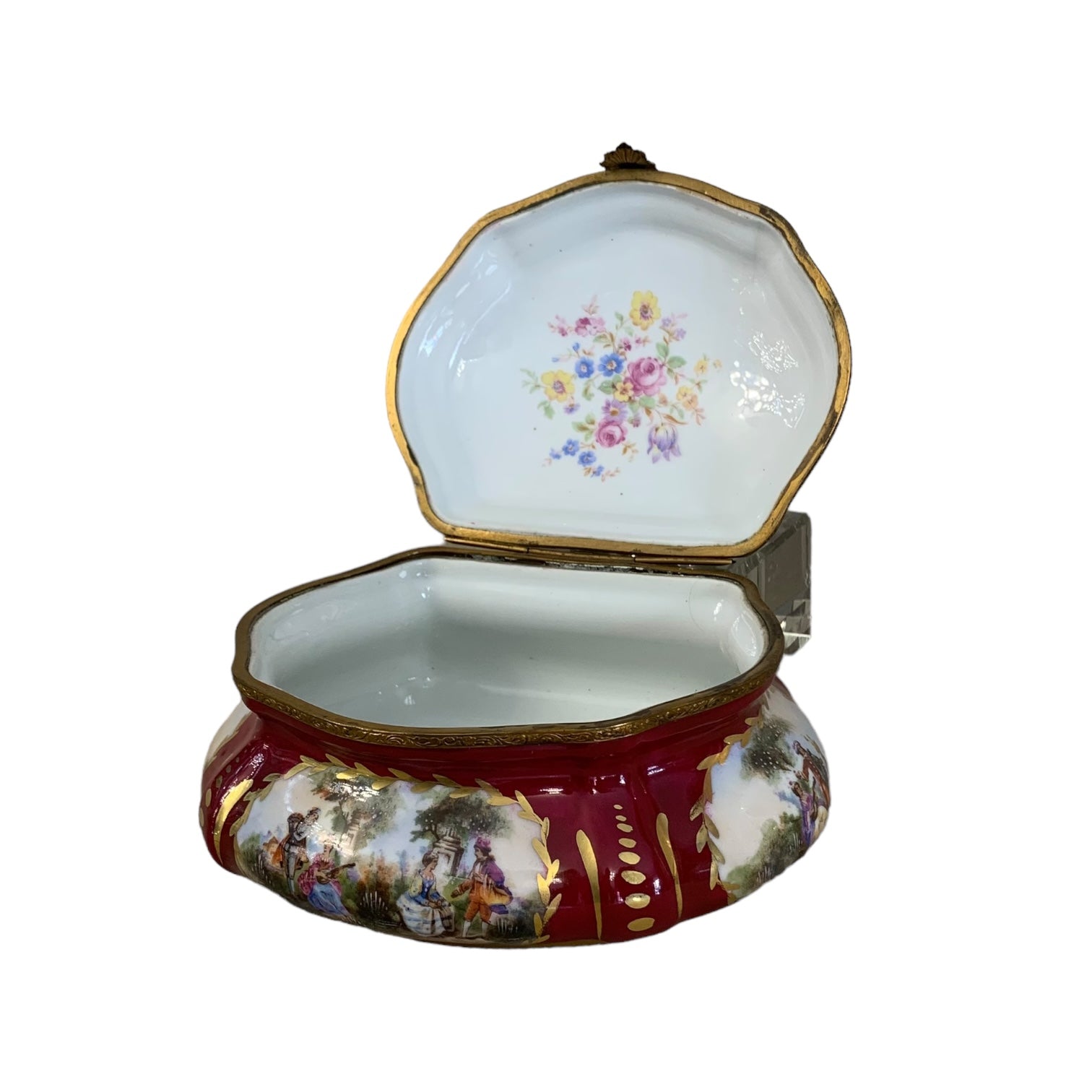 Joyero de porcelana francesa sellado Sevres M A. SXIX