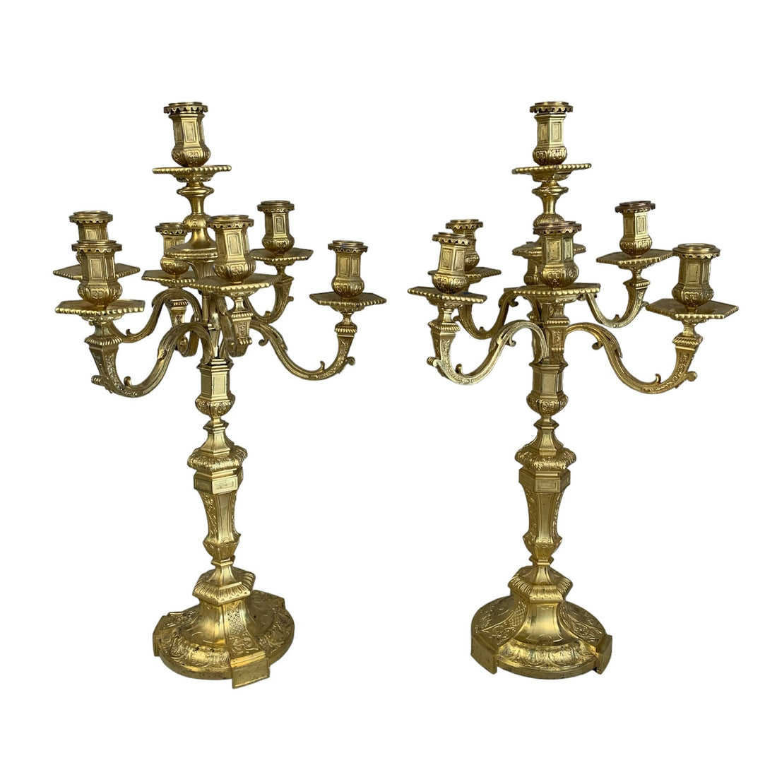 Par de candelabros franceses de bronce época Napoleón III. SXIX