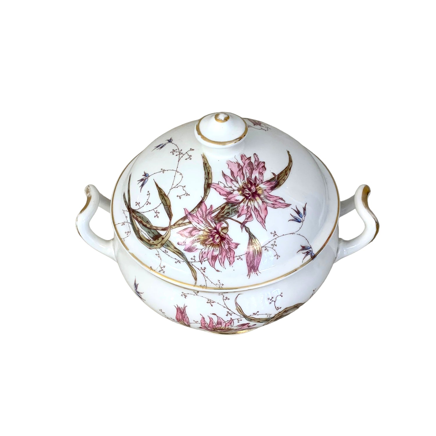 Sopera de porcelana "Viejo París" decorada con crisantemos. SXIX