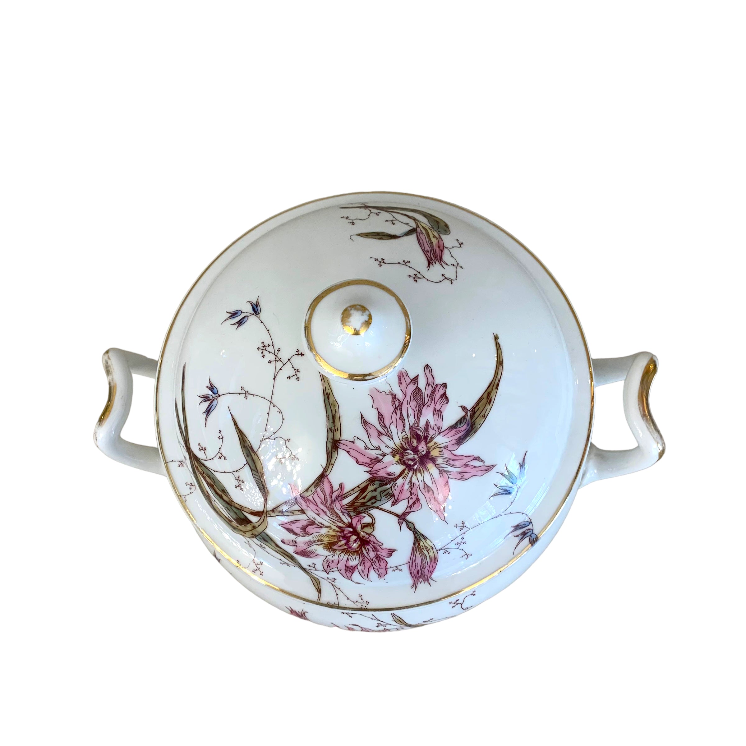 Sopera de porcelana "Viejo París" decorada con crisantemos. SXIX