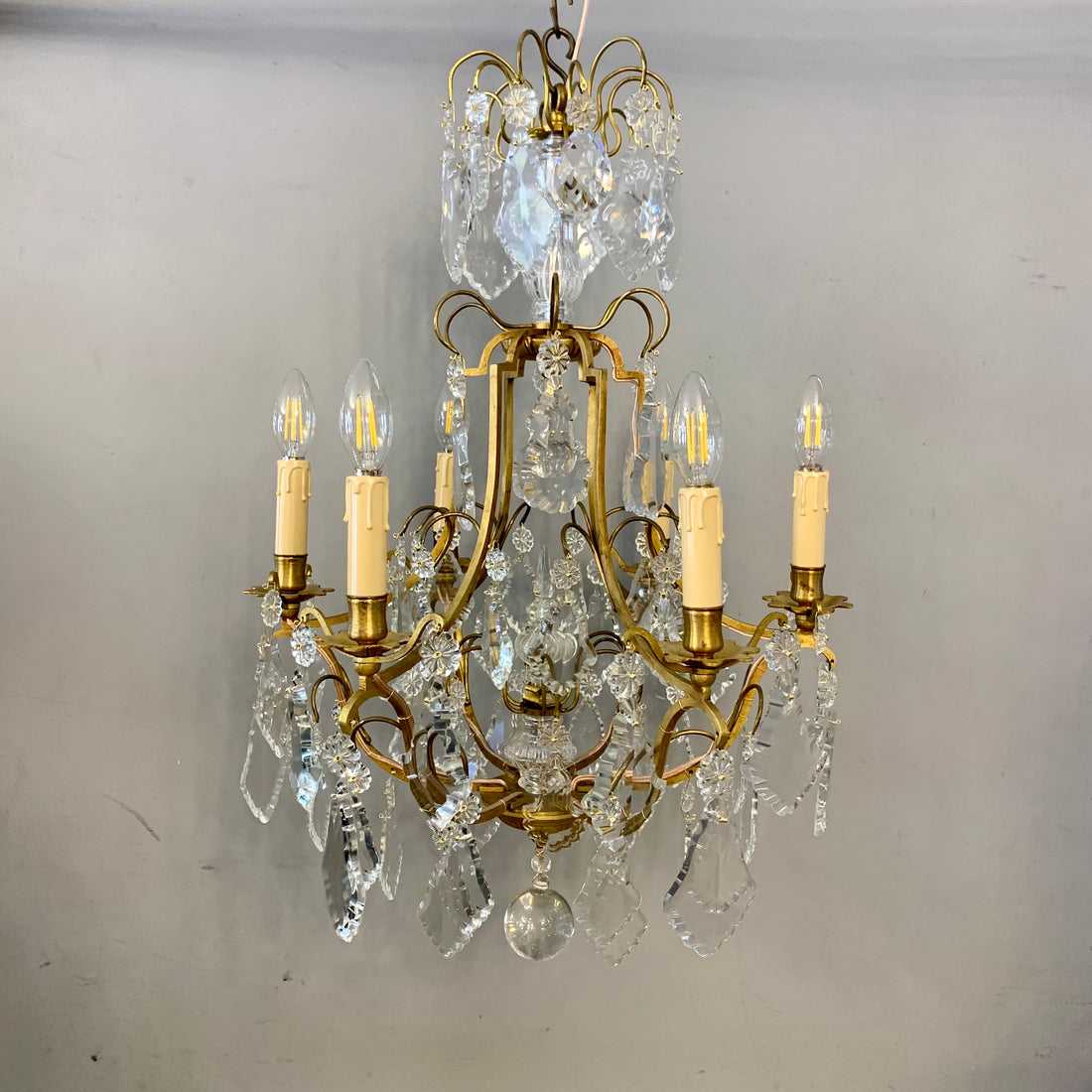 Lámpara francesa de lagrimas estilo Luis XVI. SXIX