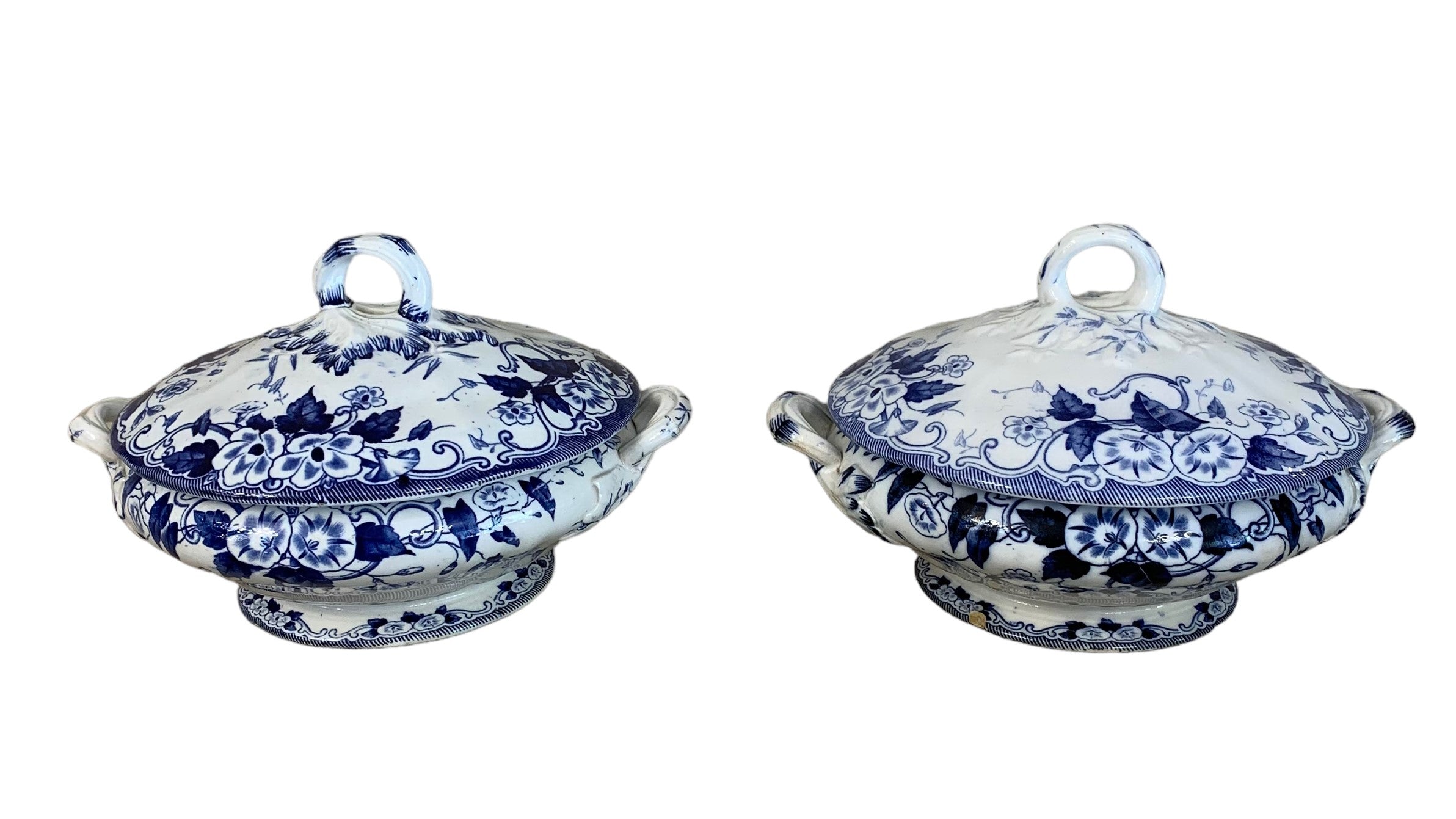 Par de soperas de porcelana francesa "Creil & Montereau" SXIX