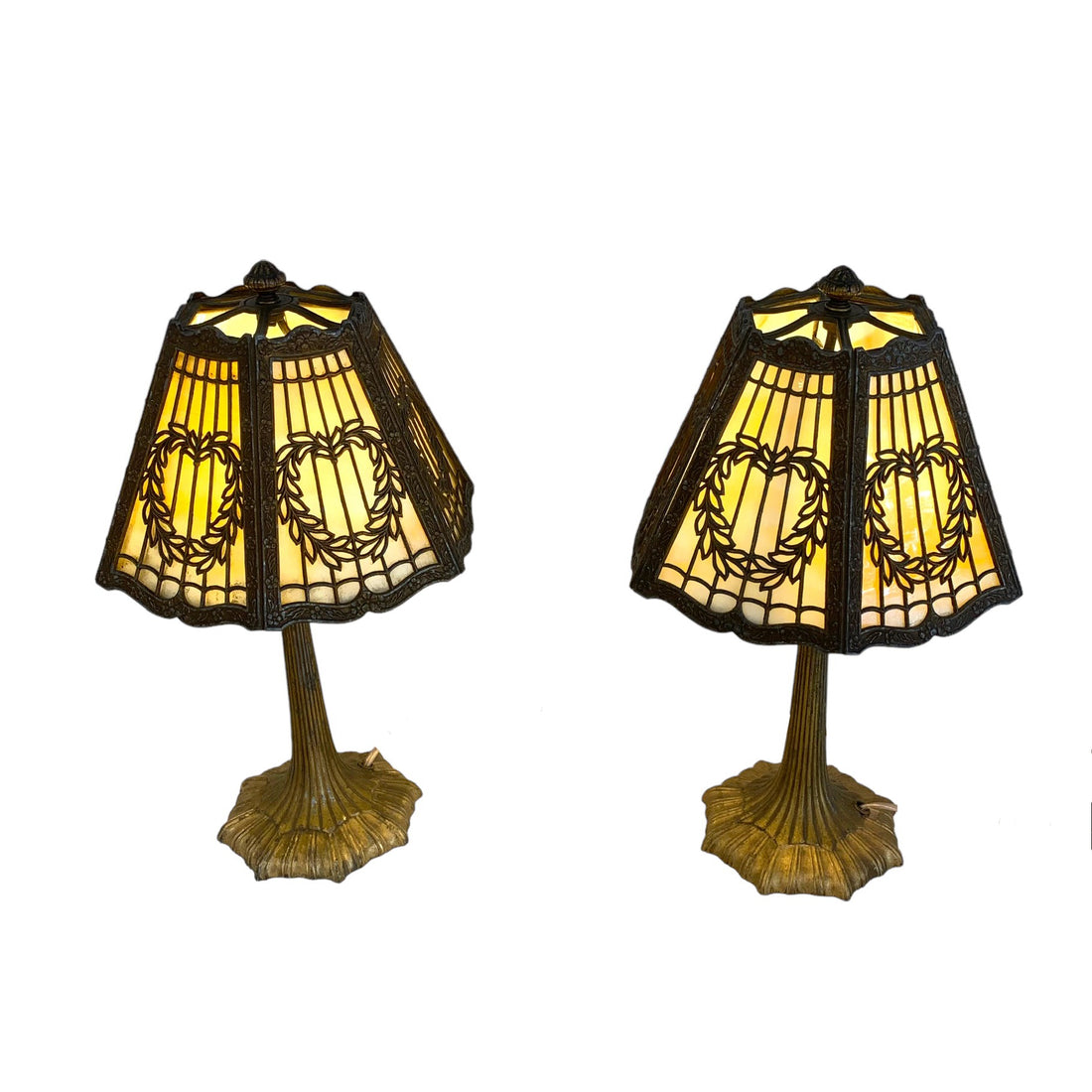 Par de lámparas francesas góticas año 1950