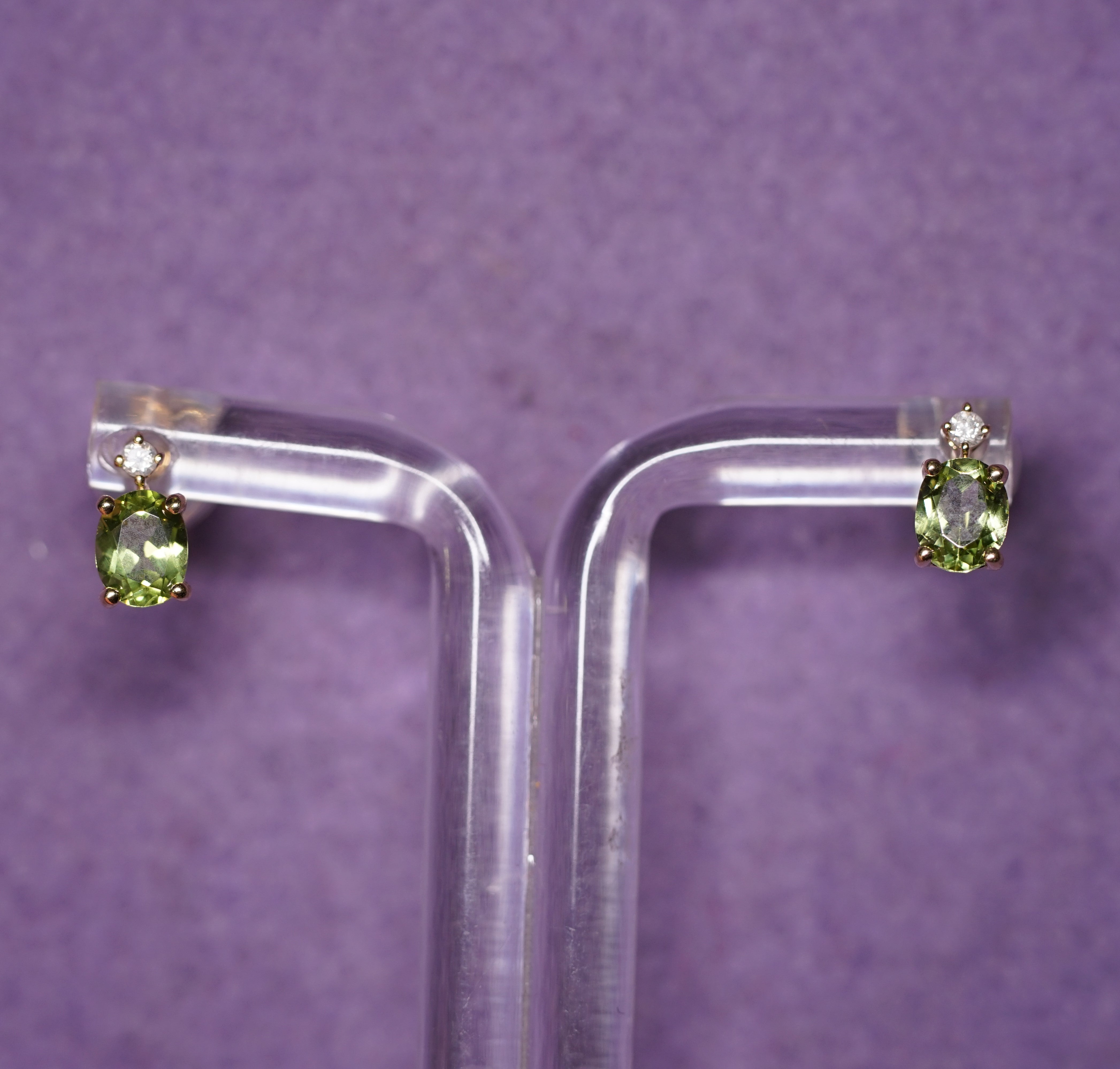 Peridoto Orecchini d'epoca - 750 in vendita su Peridoto Orecchini d'epoca - 750 in vendita su