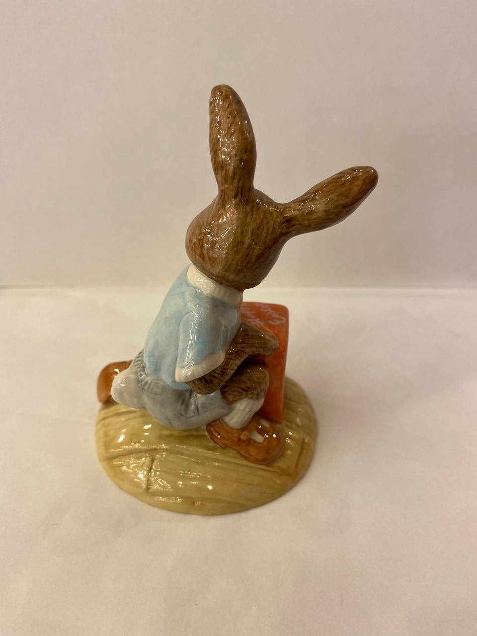 Royal Doulton BunnyKins "Easter Treat". Año 2003