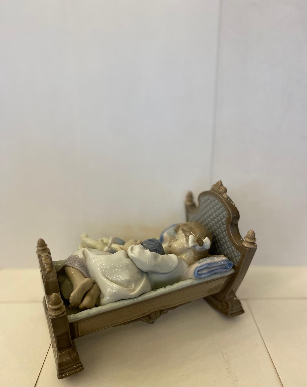 Porcelana española LLadro. SXX