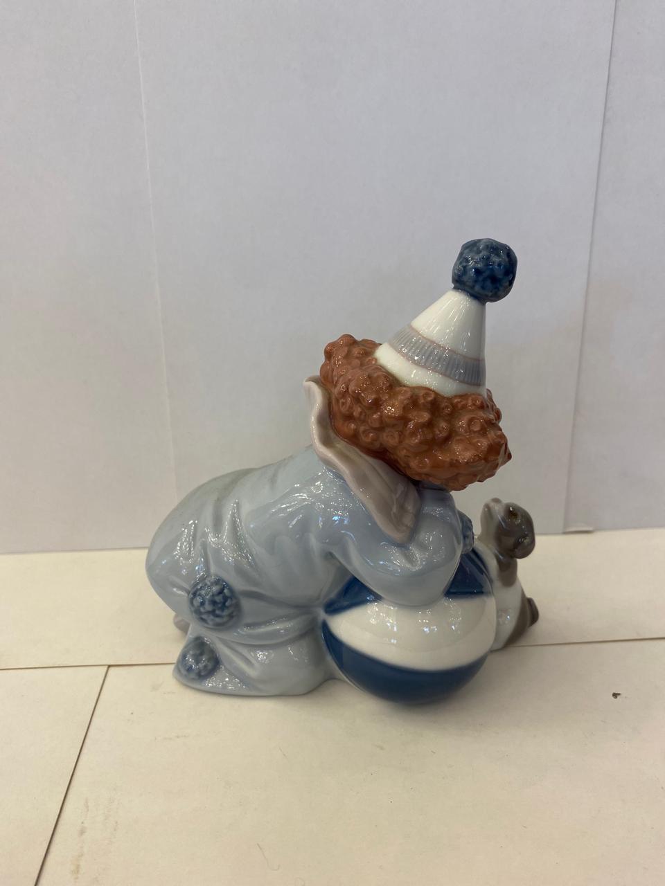Porcelana española LLadro. SXX