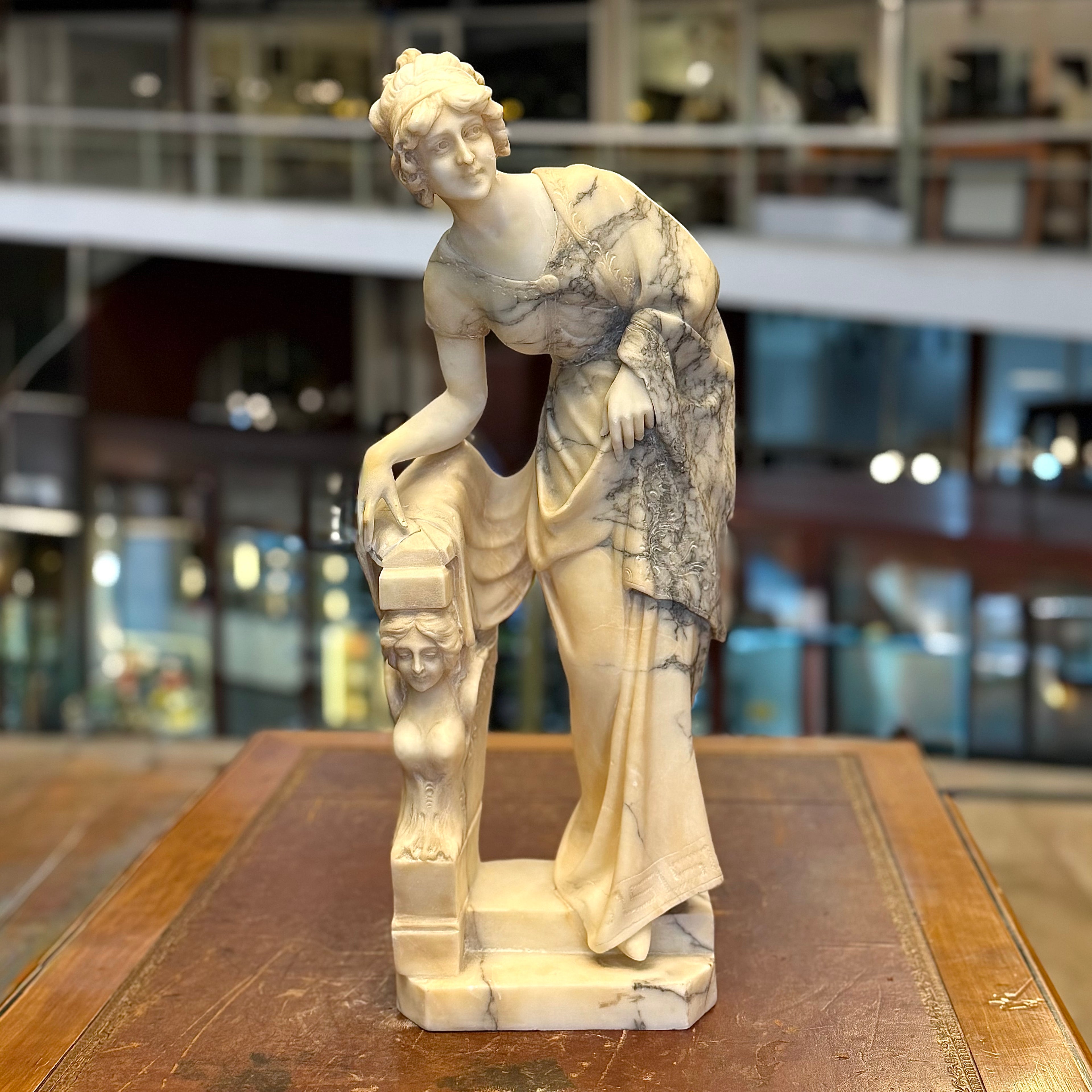 Escultura alabstro H. Borsotti Art-Deco. Italia SXX