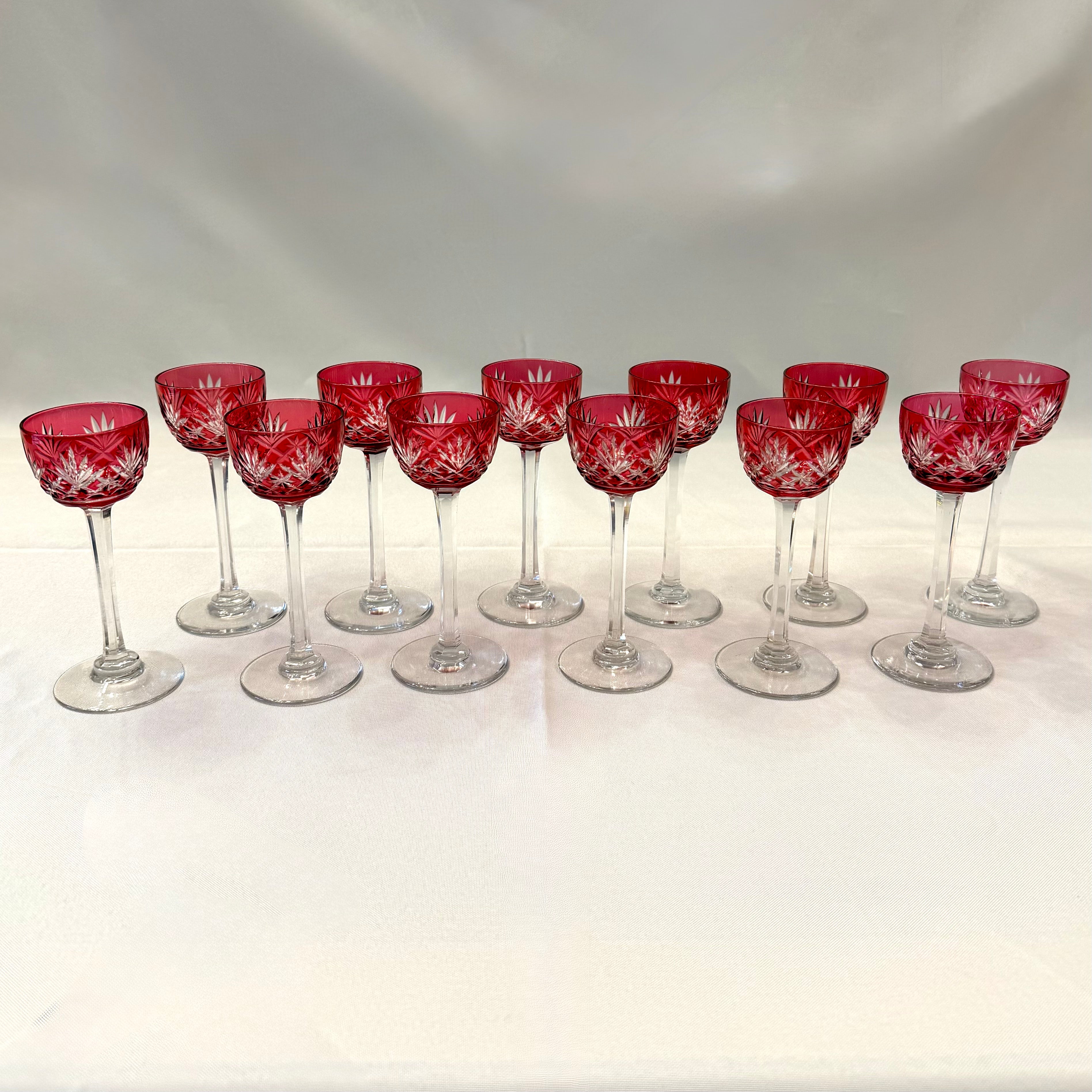 Juego de doce copas licor francesas. Francia SXX