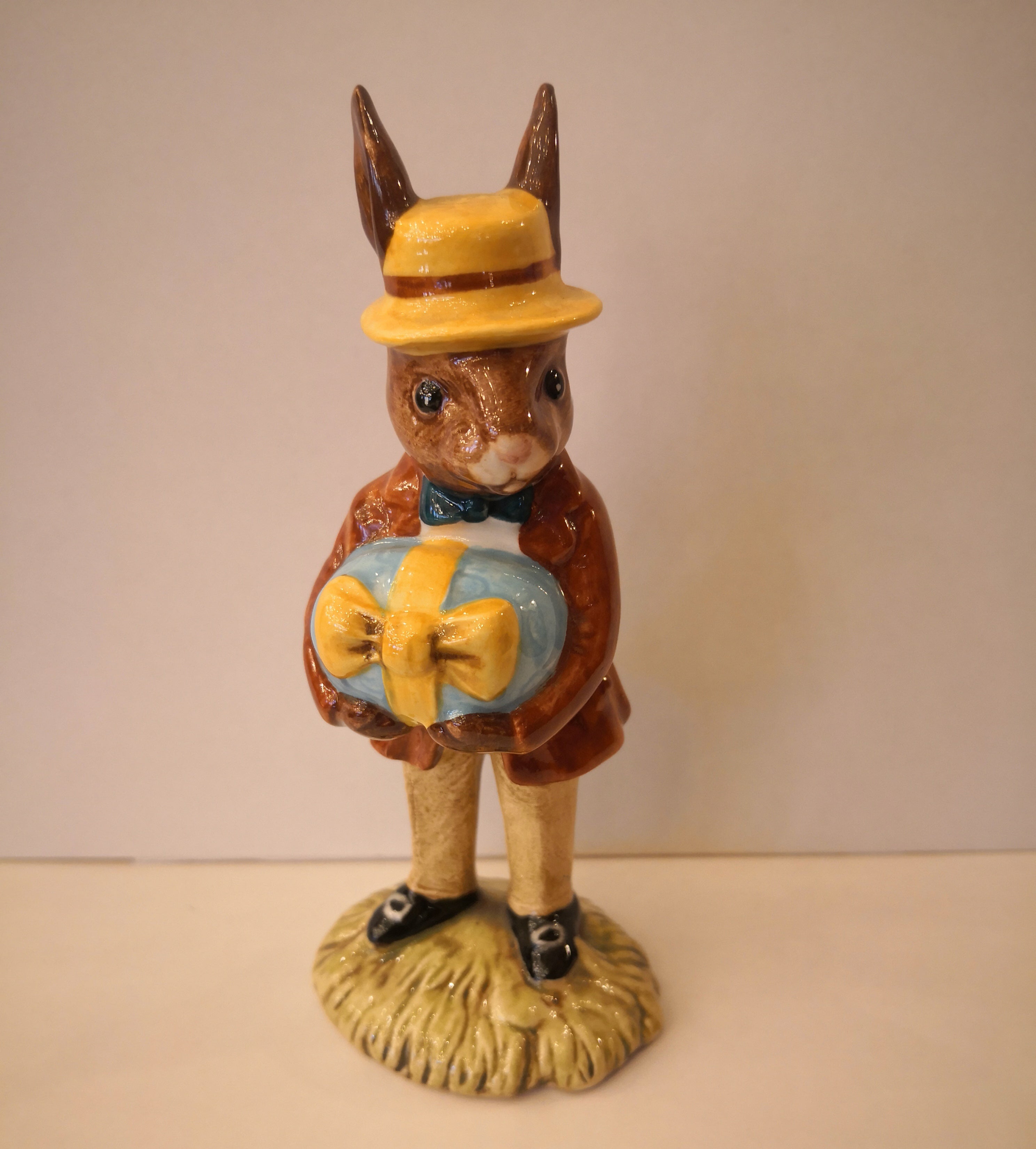 Royal Doulton BunnyKins "Easter Parade". Año 1982