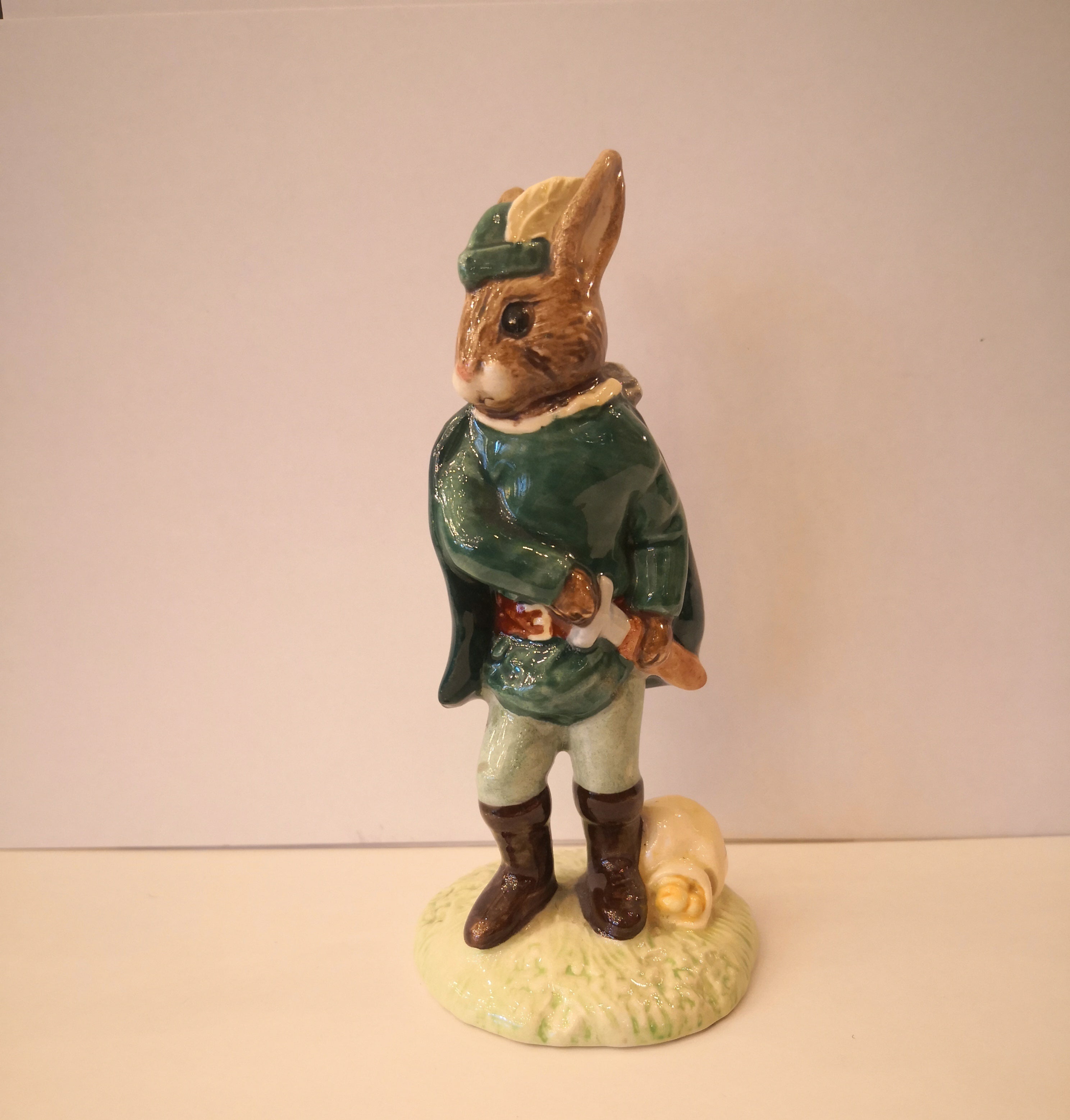 Royal Doulton BunnyKins " Robin Hood". Año 2000