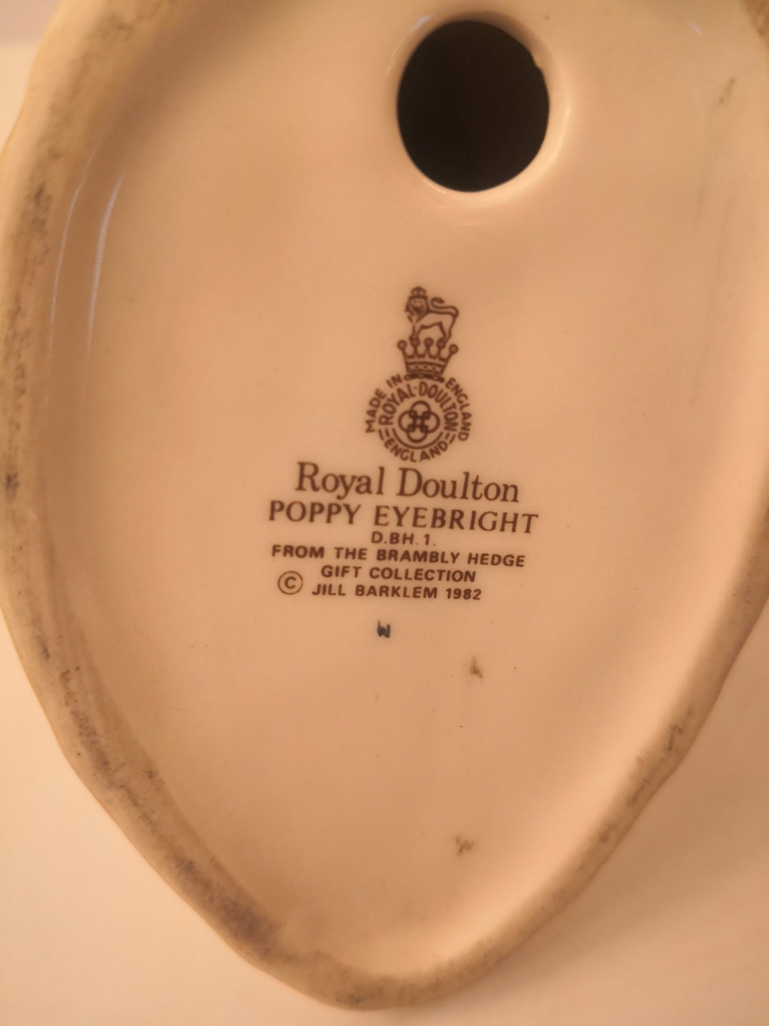 Figura de porcelana inglesa Royal Doulton. Año 1982