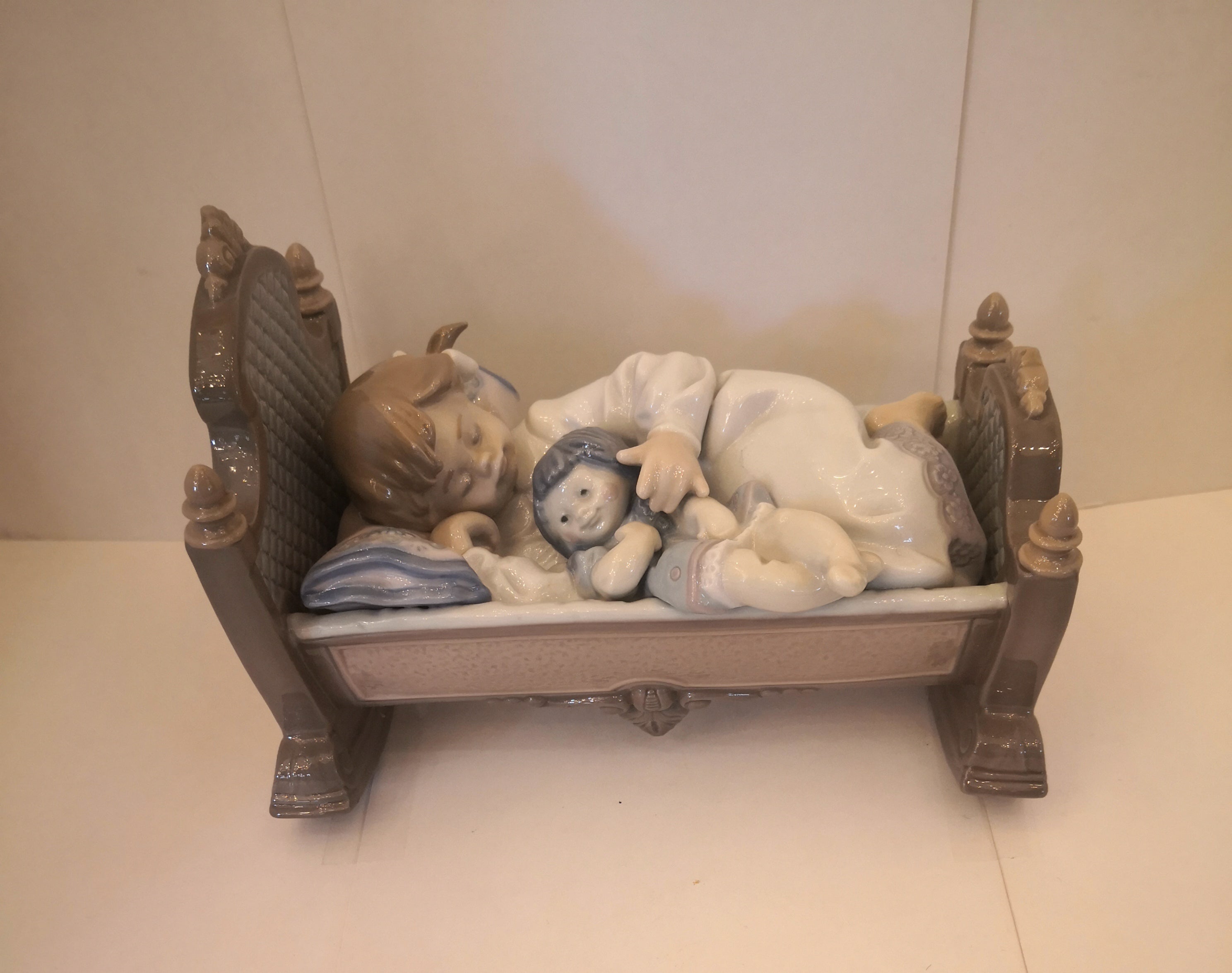Porcelana española LLadro. SXX