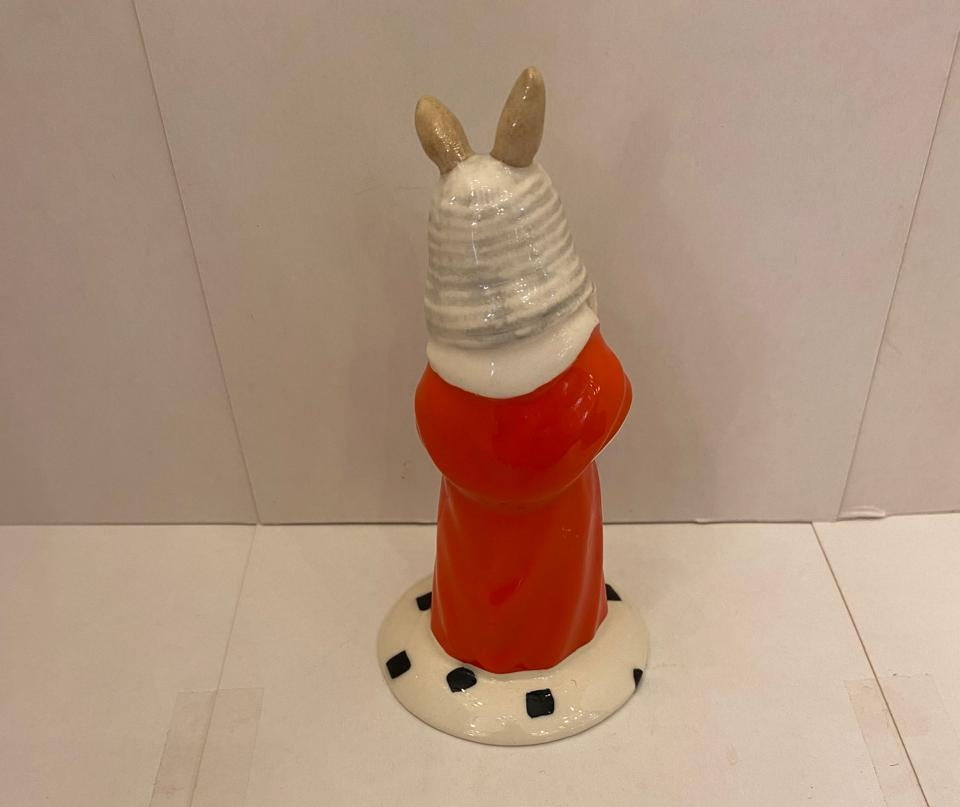 Figura porcelana Royal Doulton "Judge Bunnykins". Año 1958