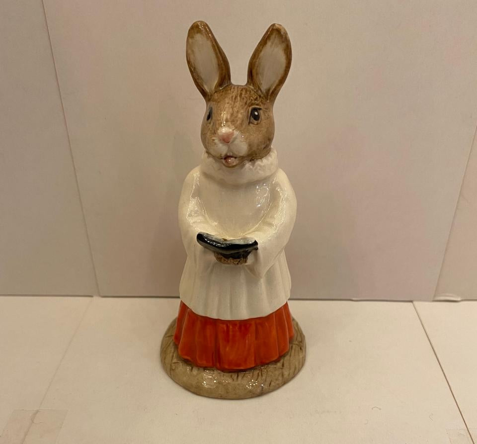 Royal Doulton BunnyKins "Choir Singer". Año 2000