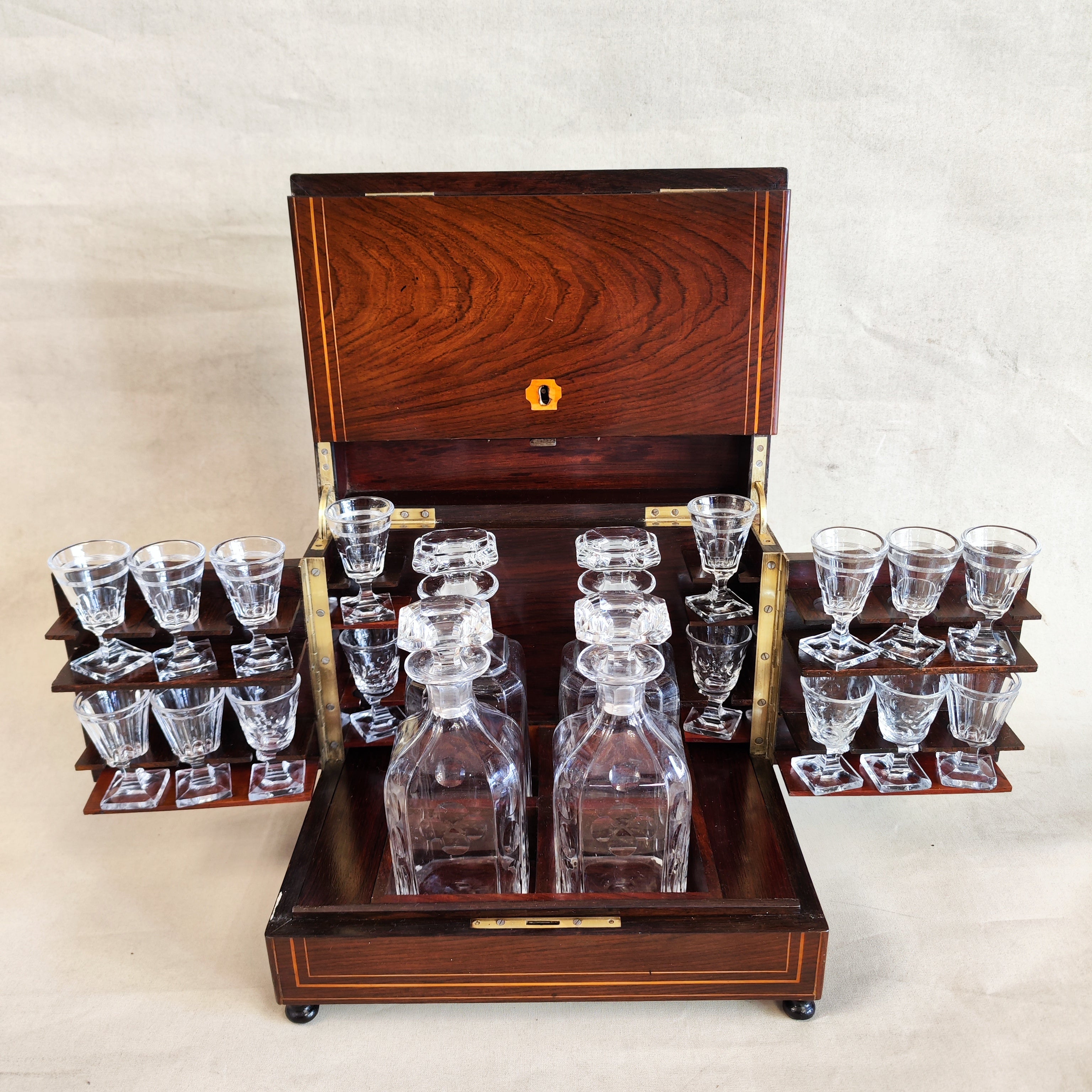 Cava licor francesa época Napoleón III. Francia SXIX