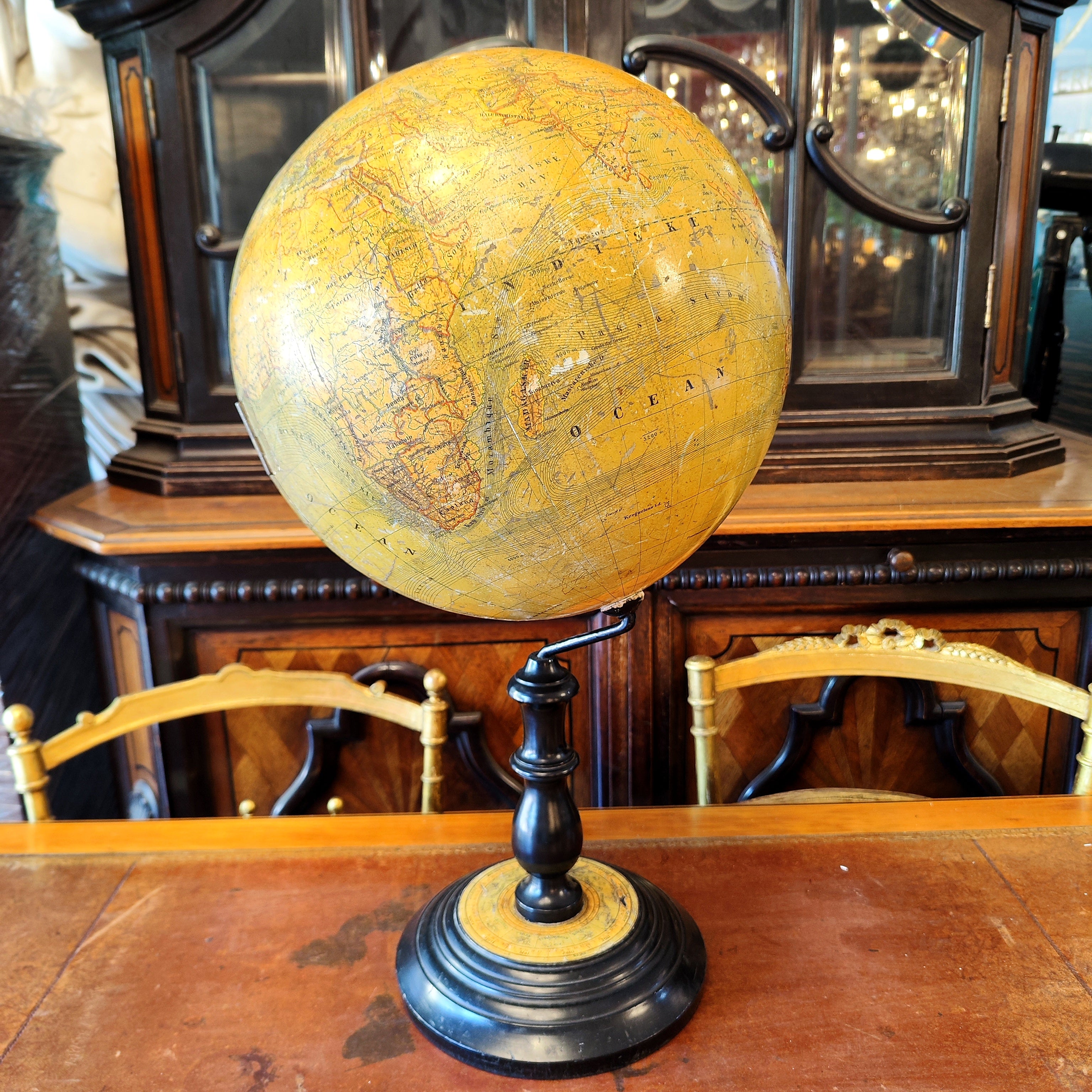 Globo terraqueo Felkl & Sohn. Praga 1890