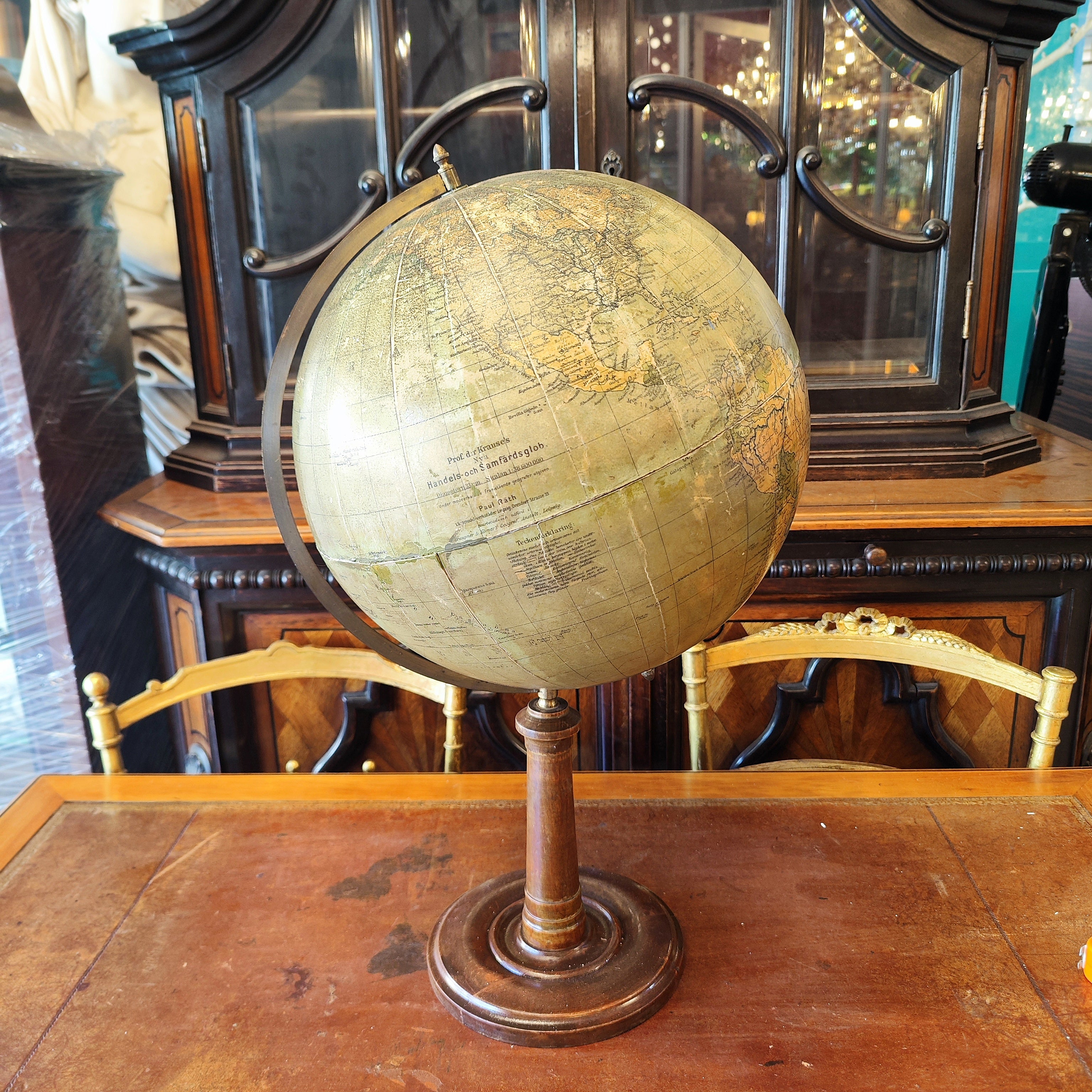 Globo terraqueo Paul Rath & Dr Krause. Alemania 1920