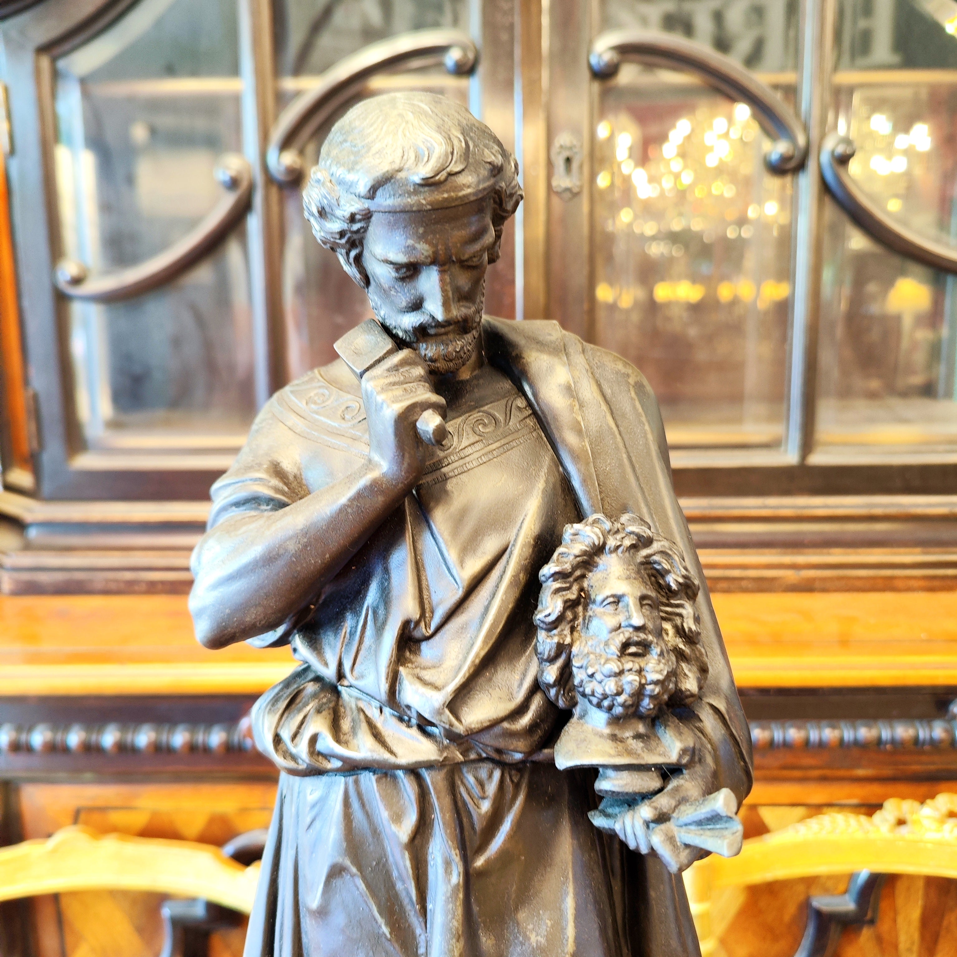 Importante figura en peltre de Phidias. Italia SXIX