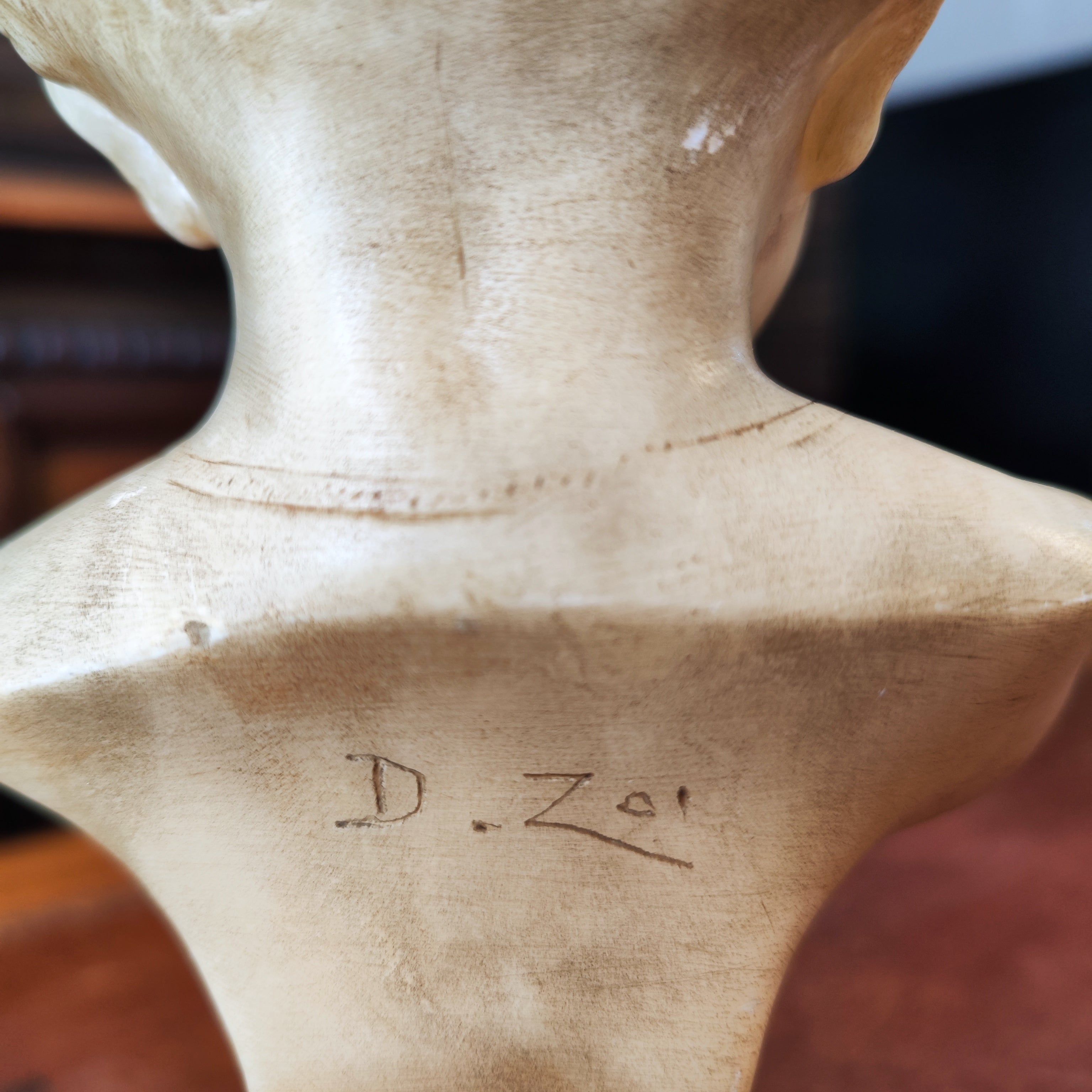 Busto de alabastro italaino de un niño. SXIX