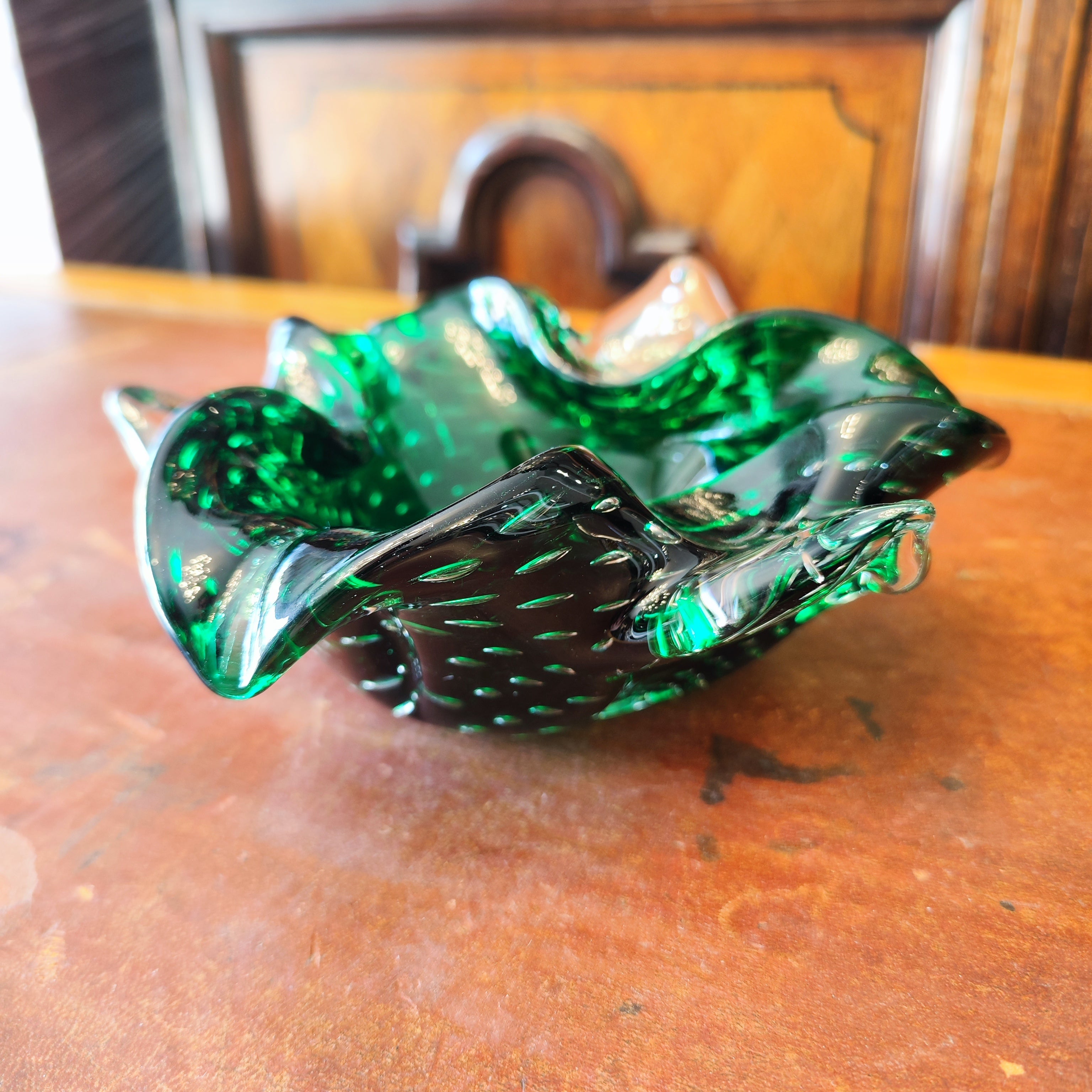 Cenicero Yungay verde con burbujas. Chile SXX