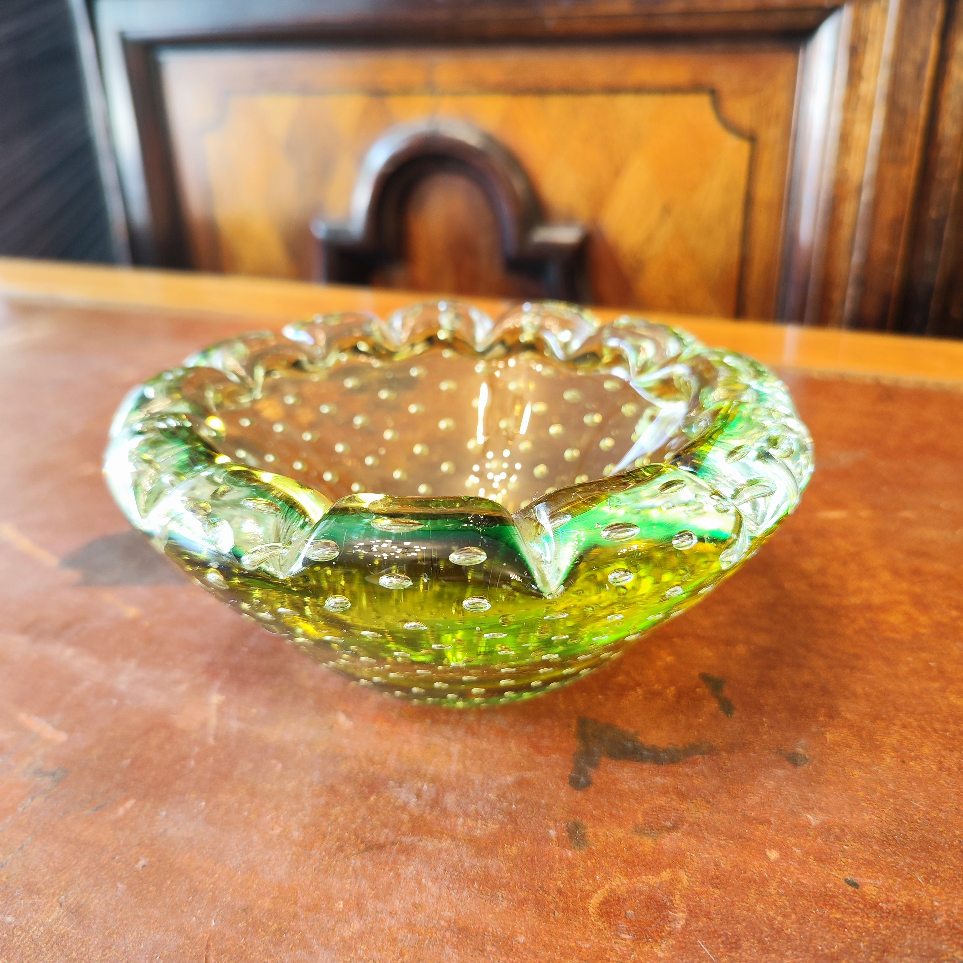 Cenicero Yungay verde lima burbujitas. Chile SXX