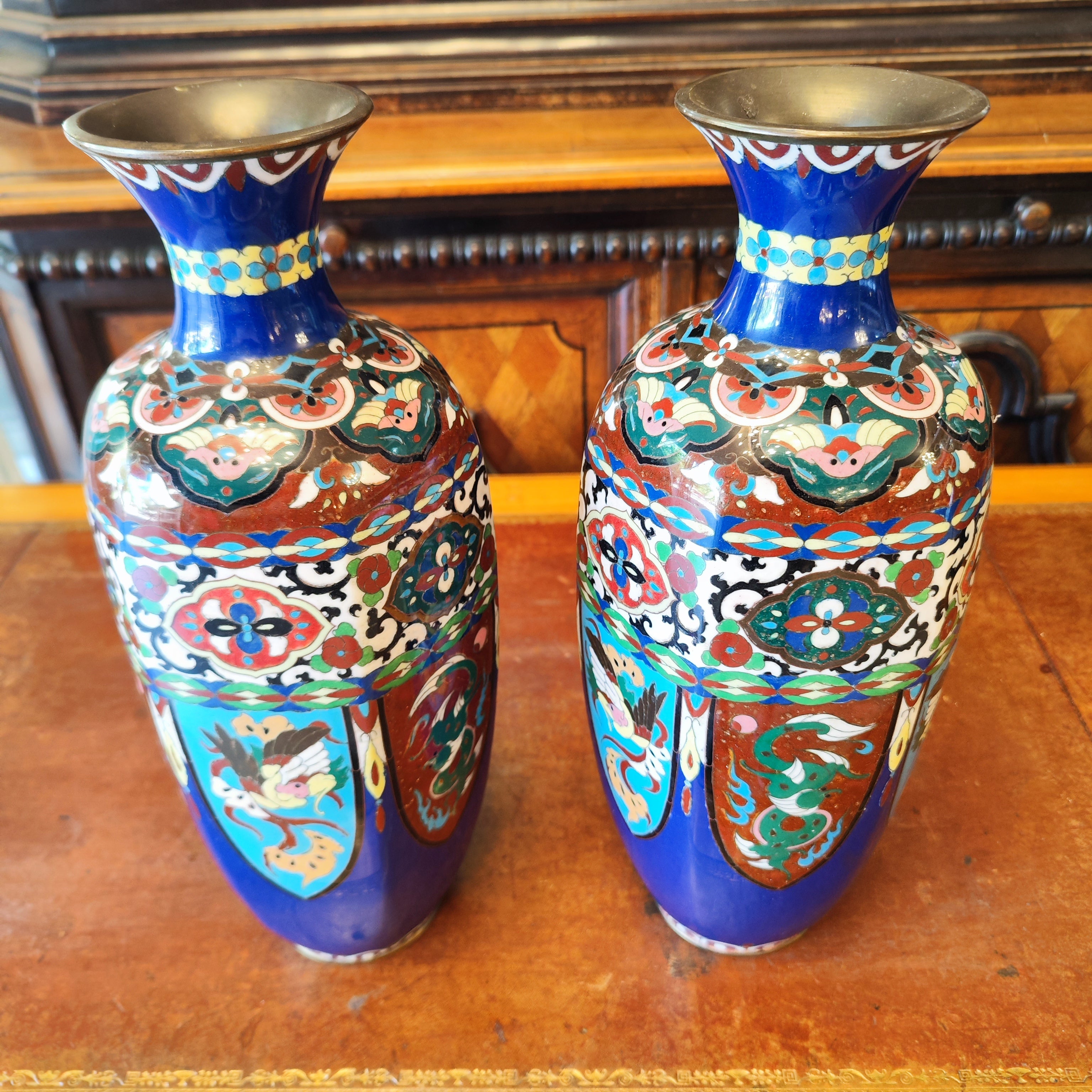 Par de cloissone japoneses Meji. Japón SXIX