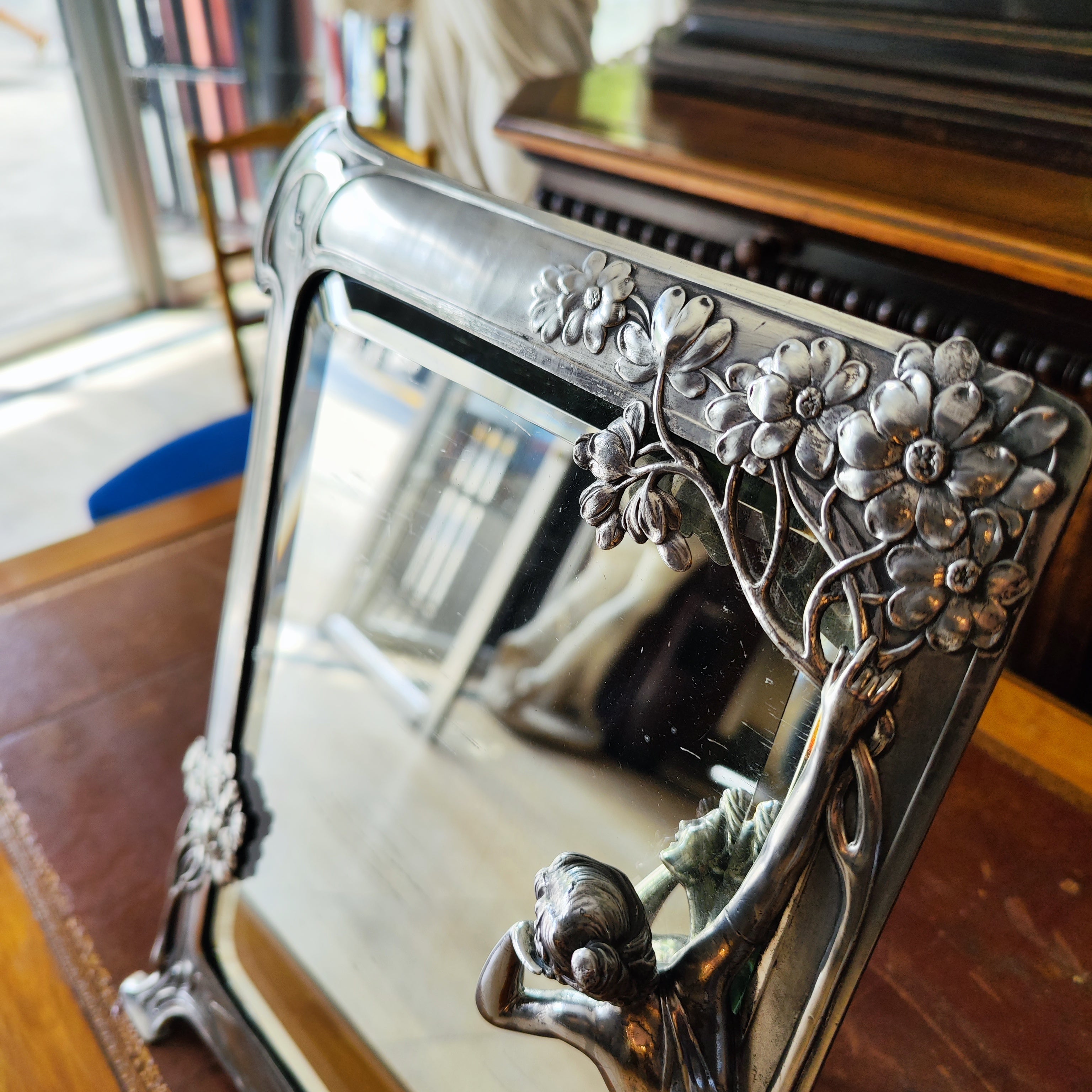 Espejo WMF "primer cuco" época Art Nouveau. Alemania SXX