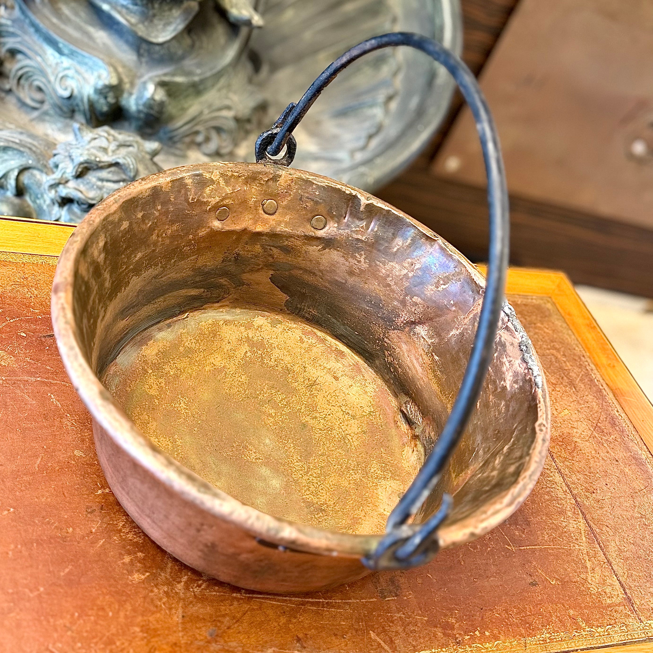 Balde lechero francés de cobre pulido. Francia SXIX