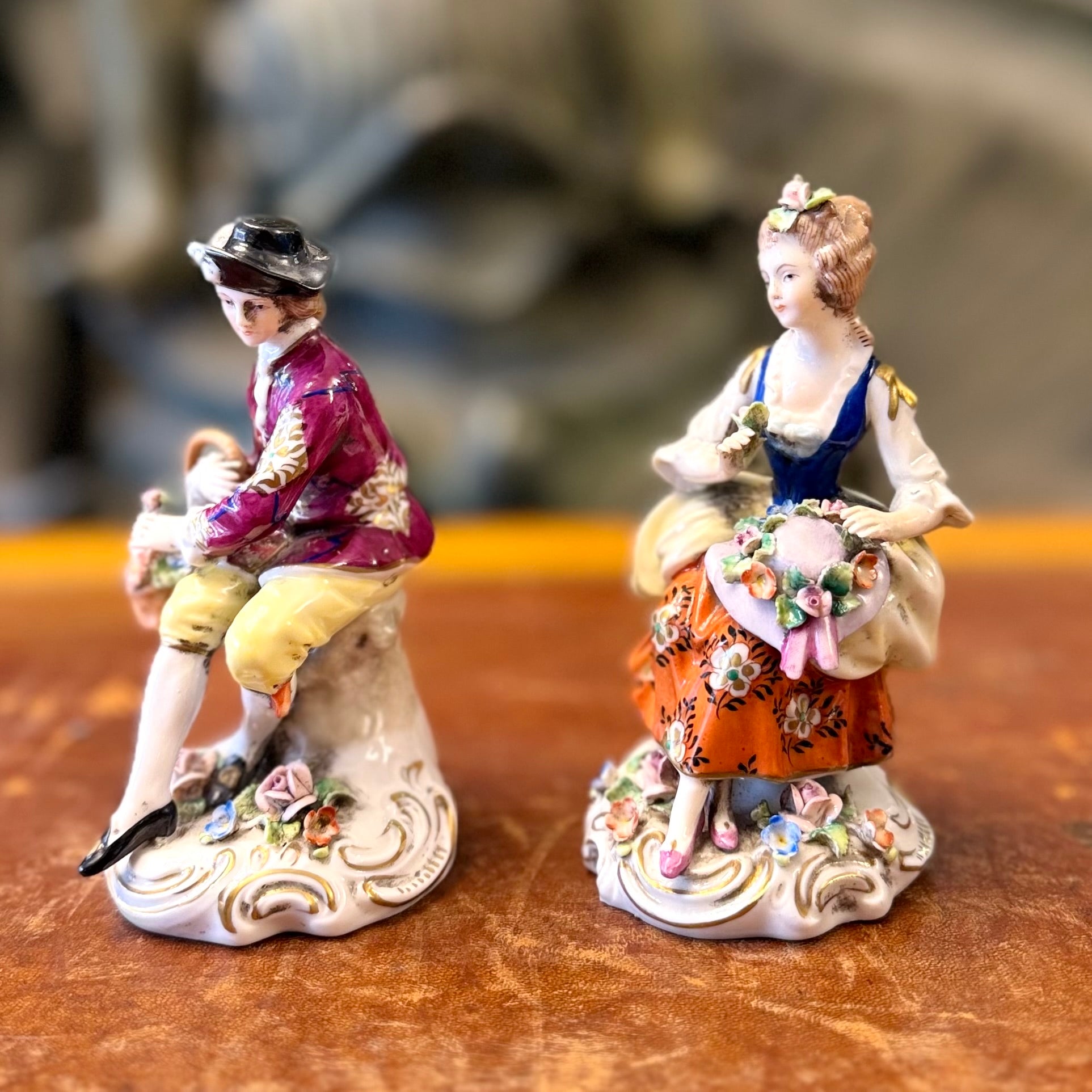 Pareja de porcelanas alemanas, Sitzendorf. Alemania SXIX