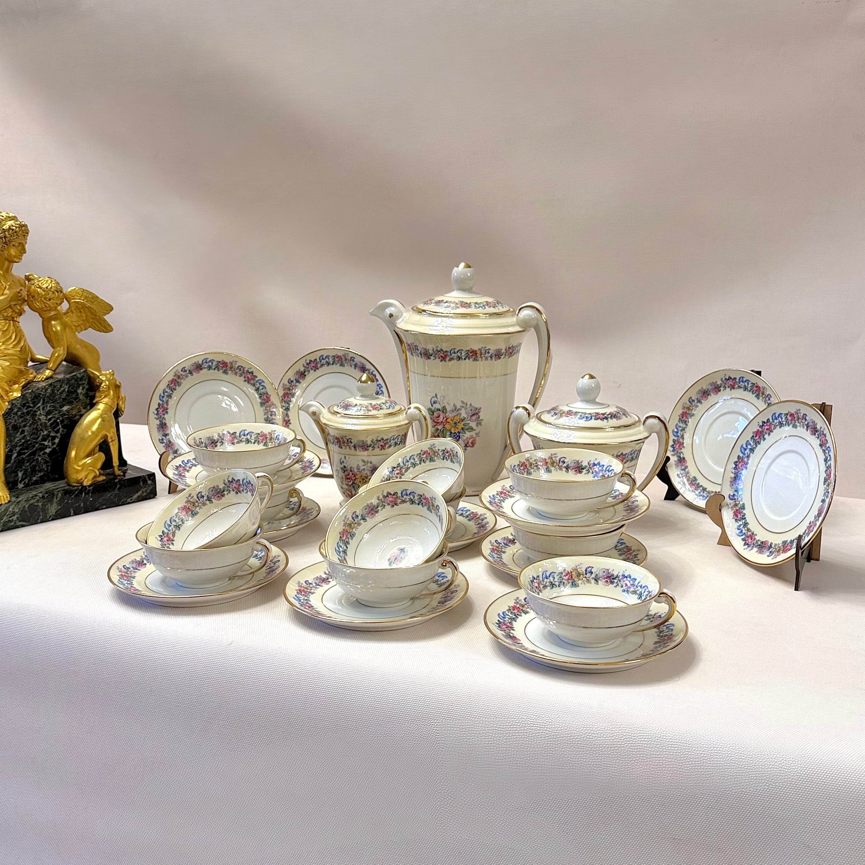 Servicio de te francés porcelana Nardon Lafrage Limoges. Francia SXIX