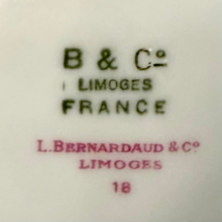 Vajilla de porcelana francesa Limoges Bernardaud modelo Condé. Francia SXIX