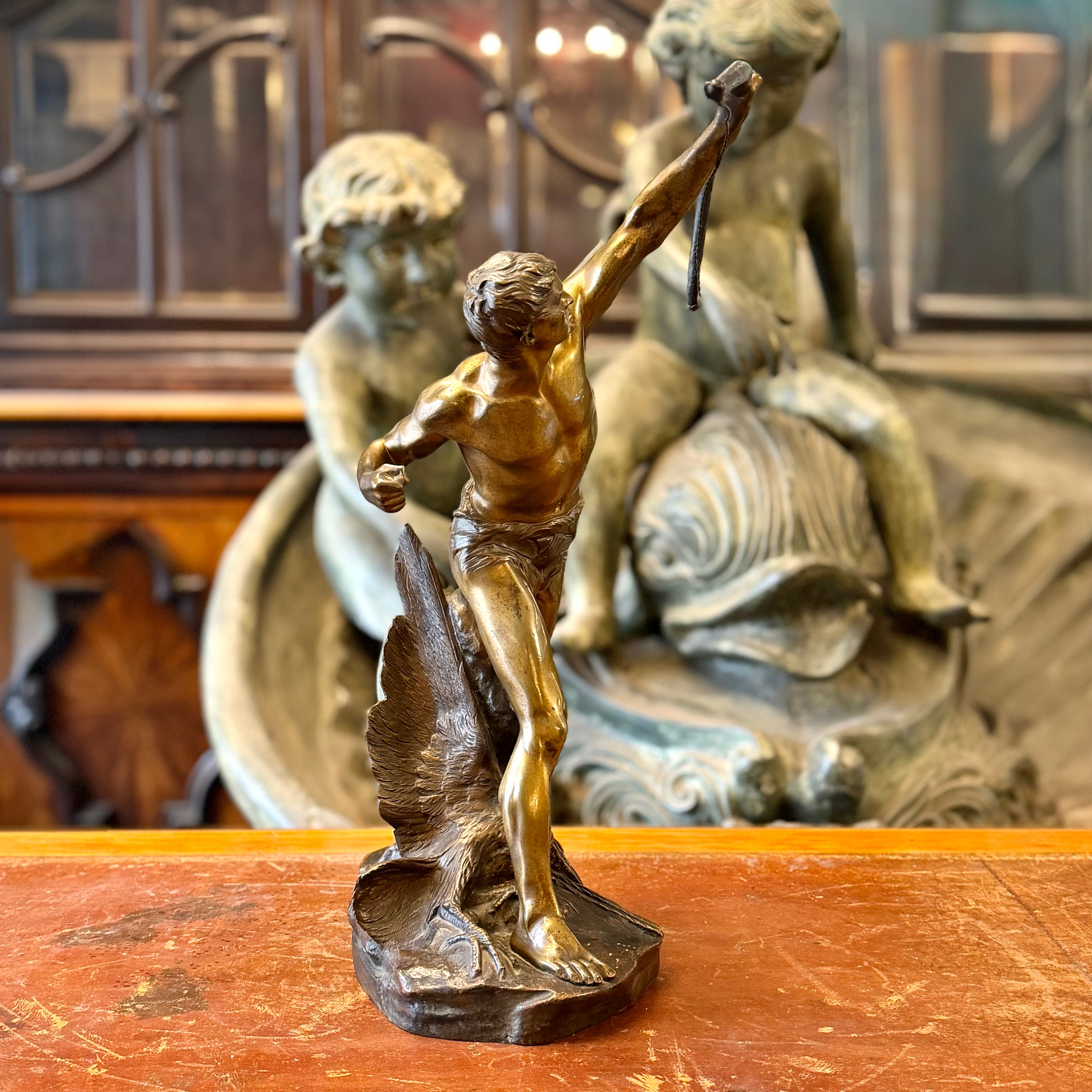 Escultura bronce "El Arquero" firmada Edouard Drout (1859-1945). Francia SXIX