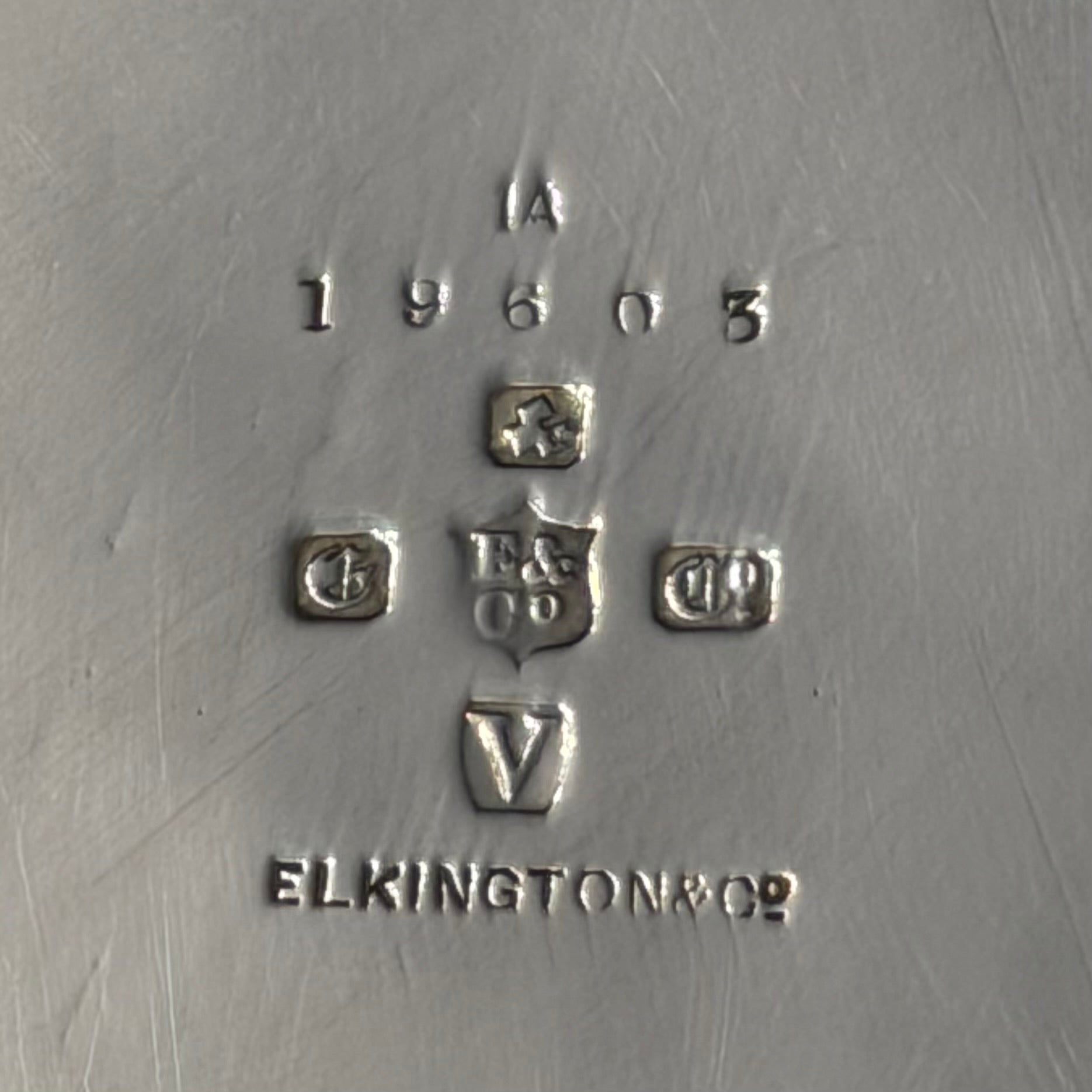 Champañera inglesa de plaque Elkington Art-Deco. SXX